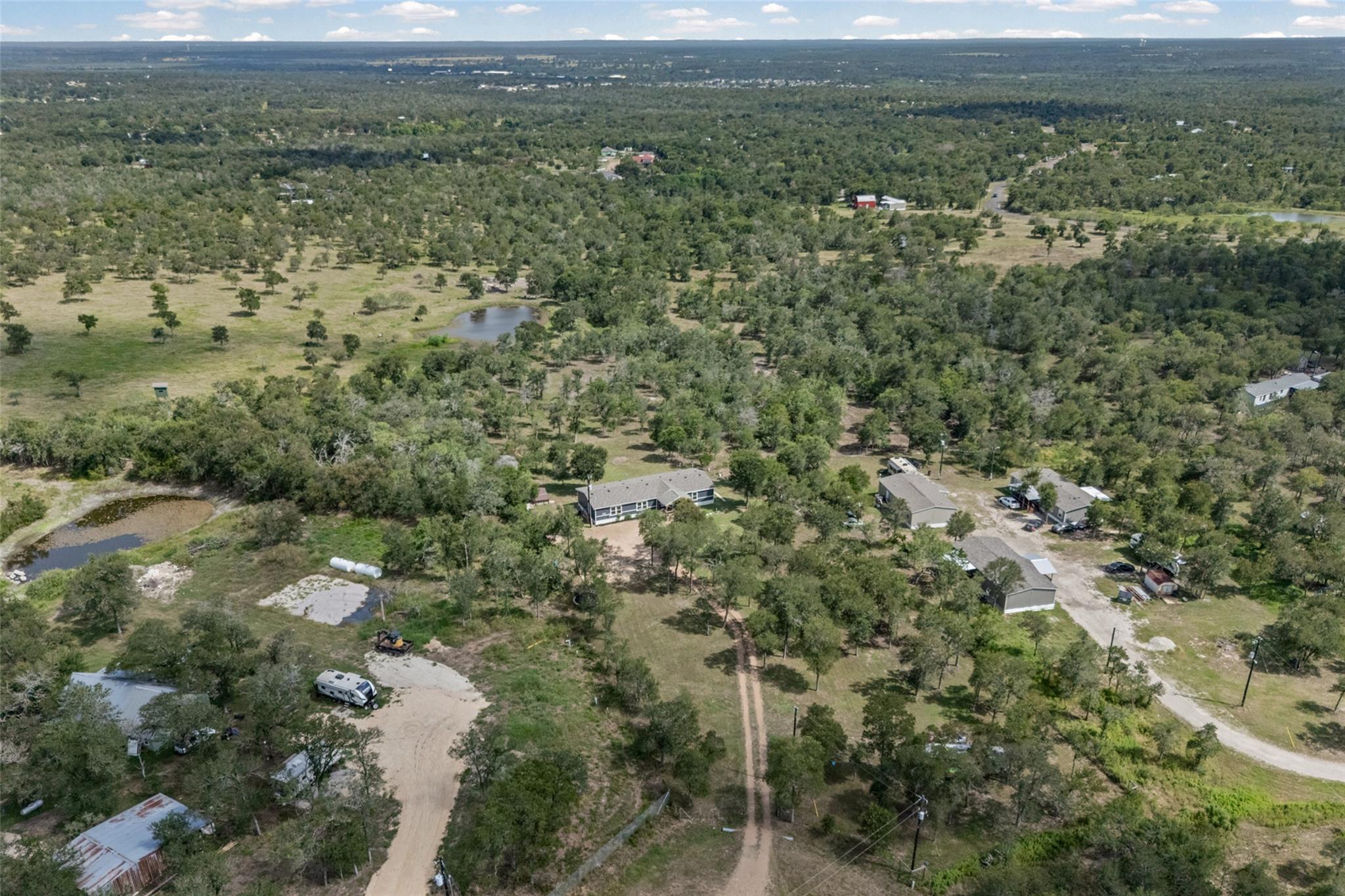 29th image of 685 Thousand Oaks Dr, Cedar Creek, TX 78612 | MLS# 8290141
