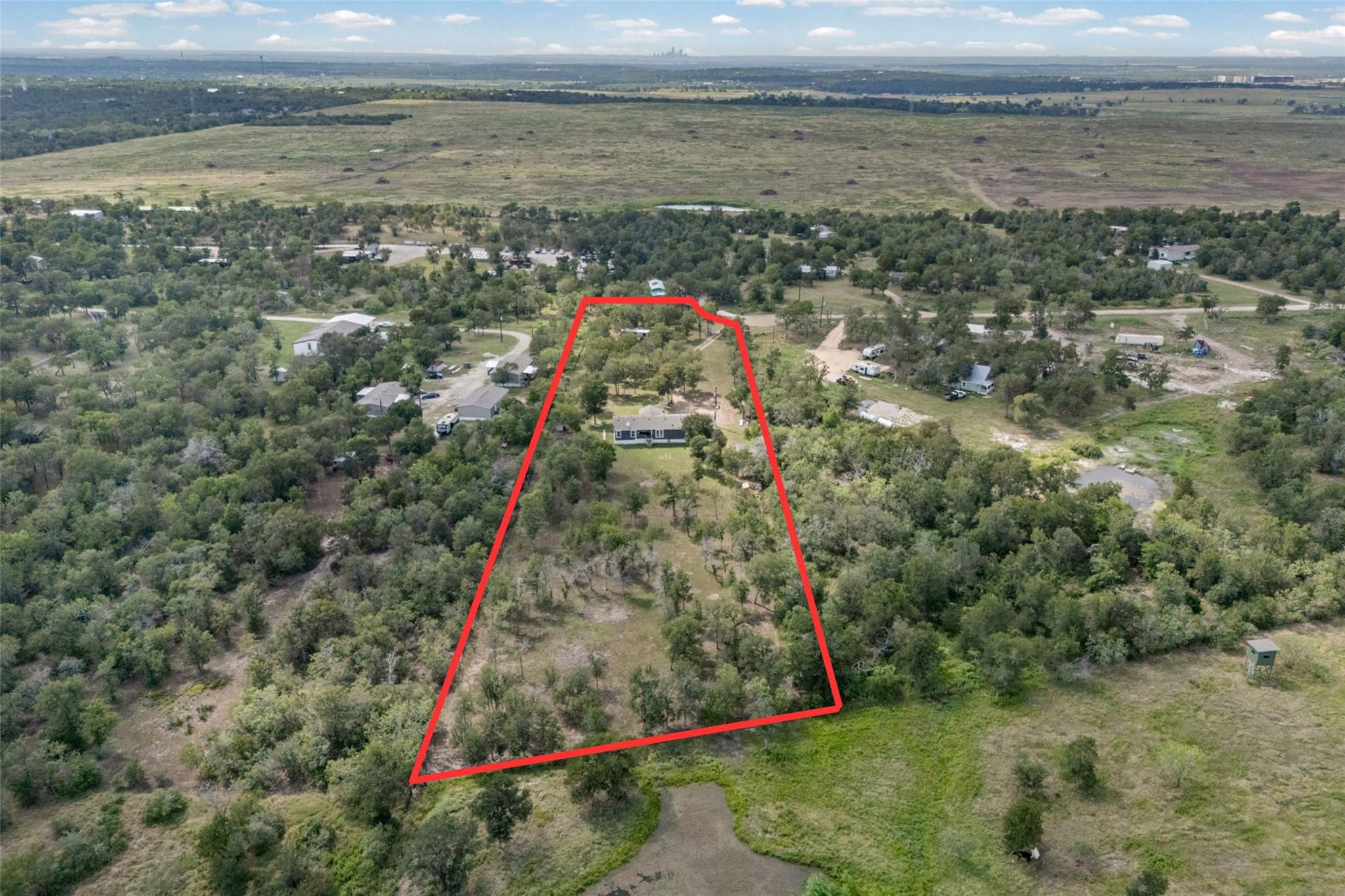 4th image of 685 Thousand Oaks Dr, Cedar Creek, TX 78612 | MLS# 8290141
