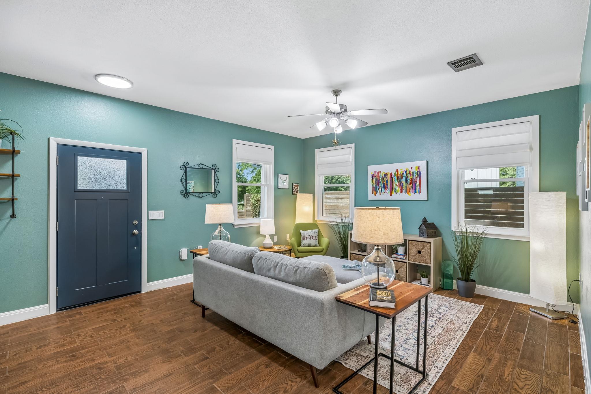 3rd image of 3333 E 12Th St, Austin, TX 78721 | MLS# 5497383
