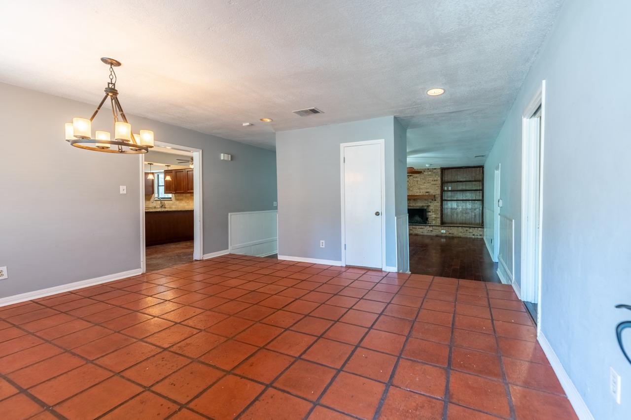5th image of 4615 Trail West Dr, Austin, TX 78735 | MLS# 6894244