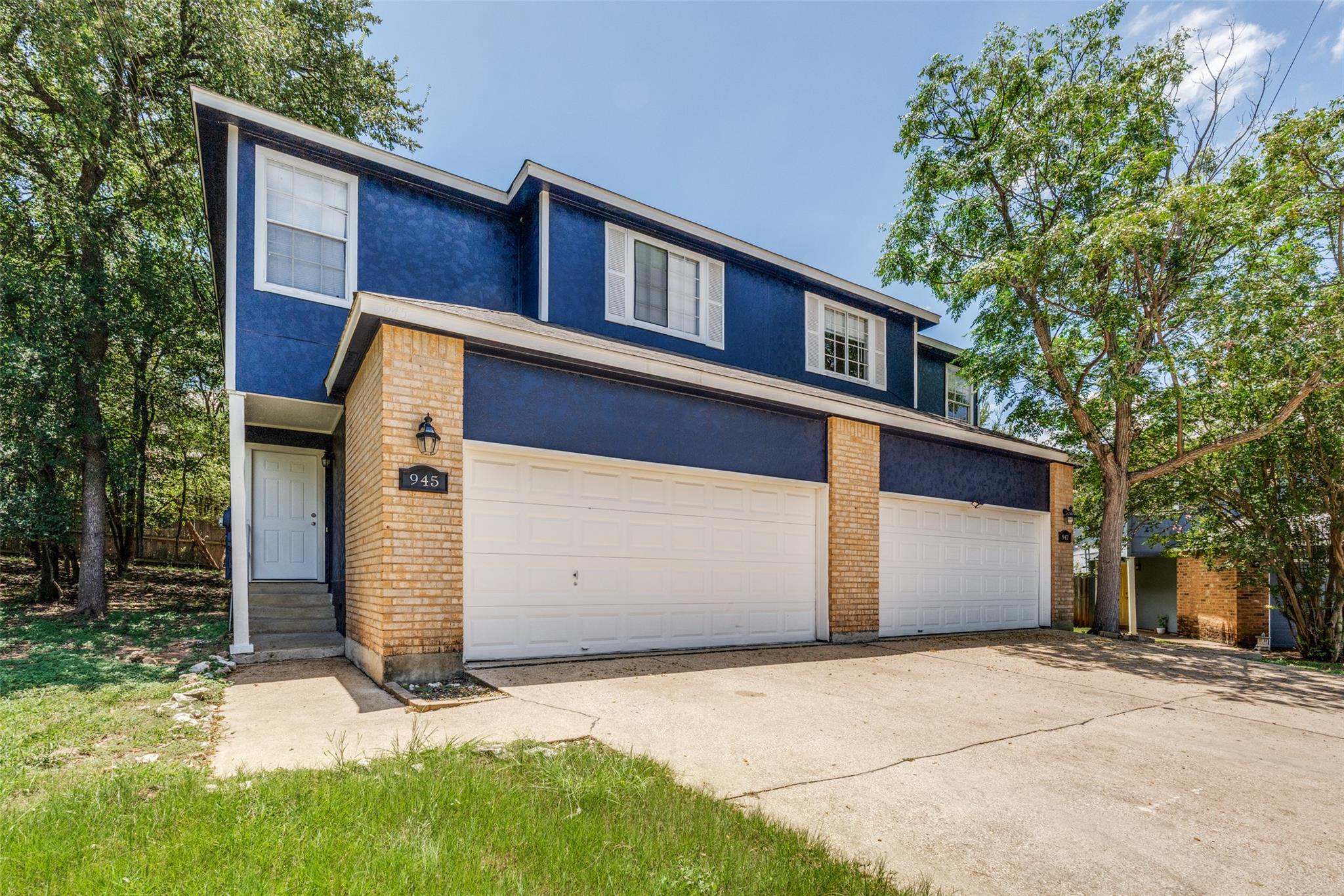 2nd image of 945 947 Sagewood Trl, San Marcos, TX 78666 | MLS# 4064365