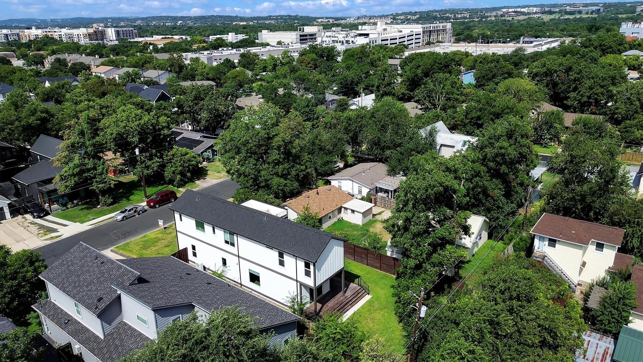 40th image of 6905 Daugherty St, Austin, TX 78757 | MLS# 9881862
