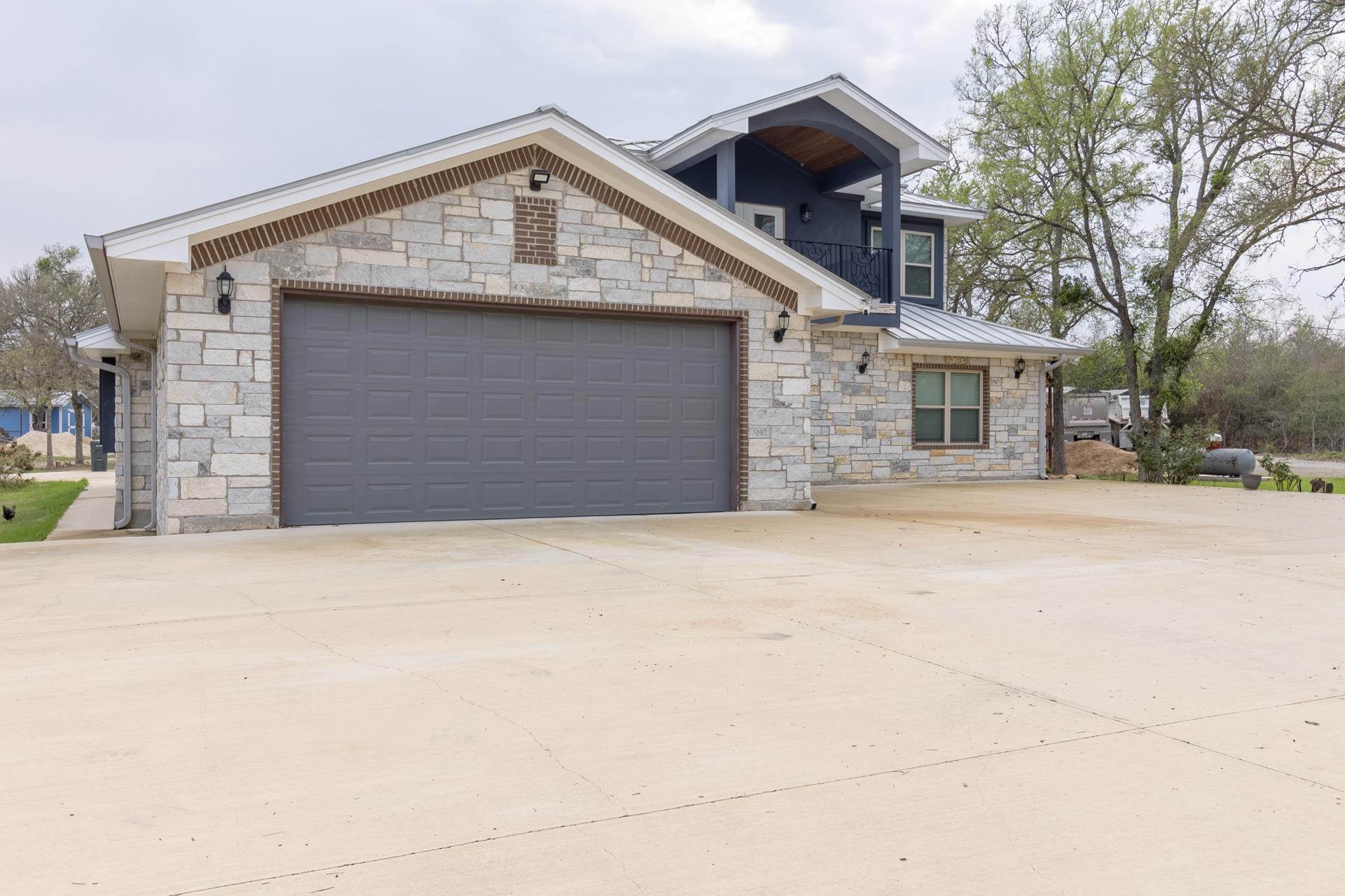3rd image of 319 Lonesome Dove Dr, Cedar Creek, TX 78612 | MLS# 4280046