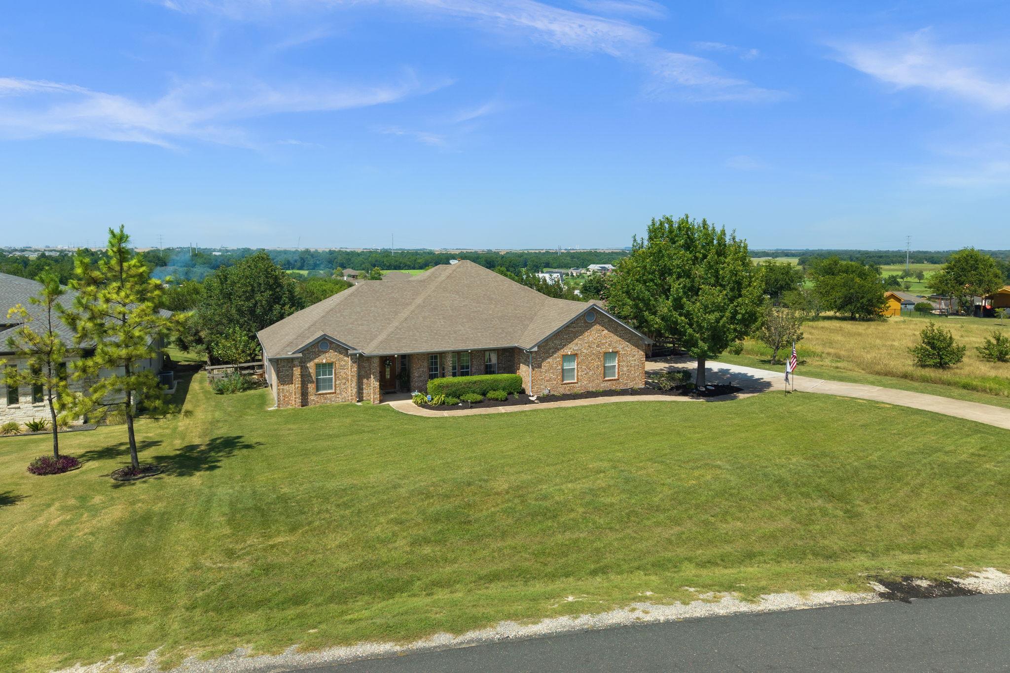 3rd image of 133 Sentry Pt, Hutto, TX 78634 | MLS# 2795108