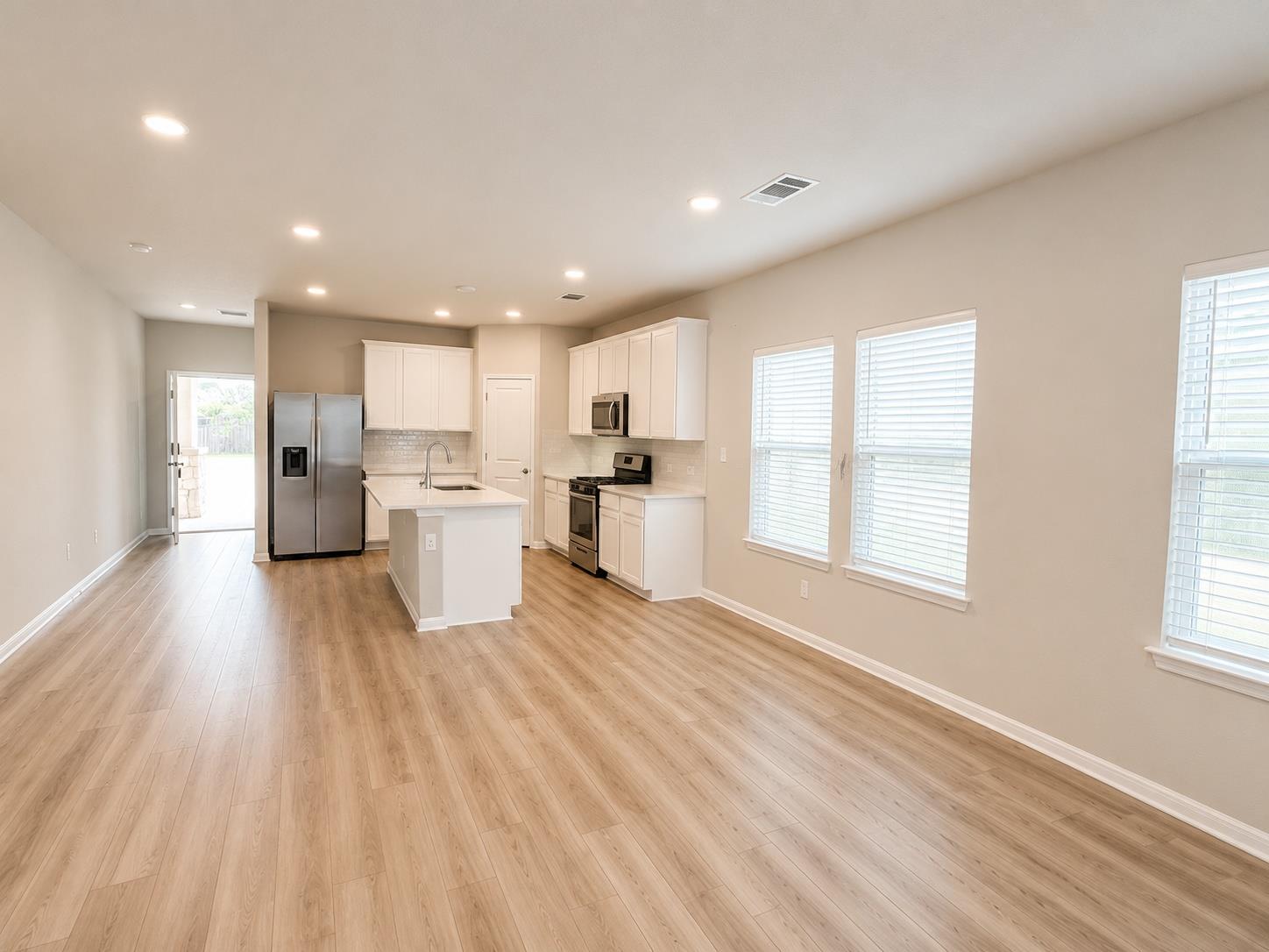 4th image of 206 Wind Trl, Hutto, TX 78634 | MLS# 3581883