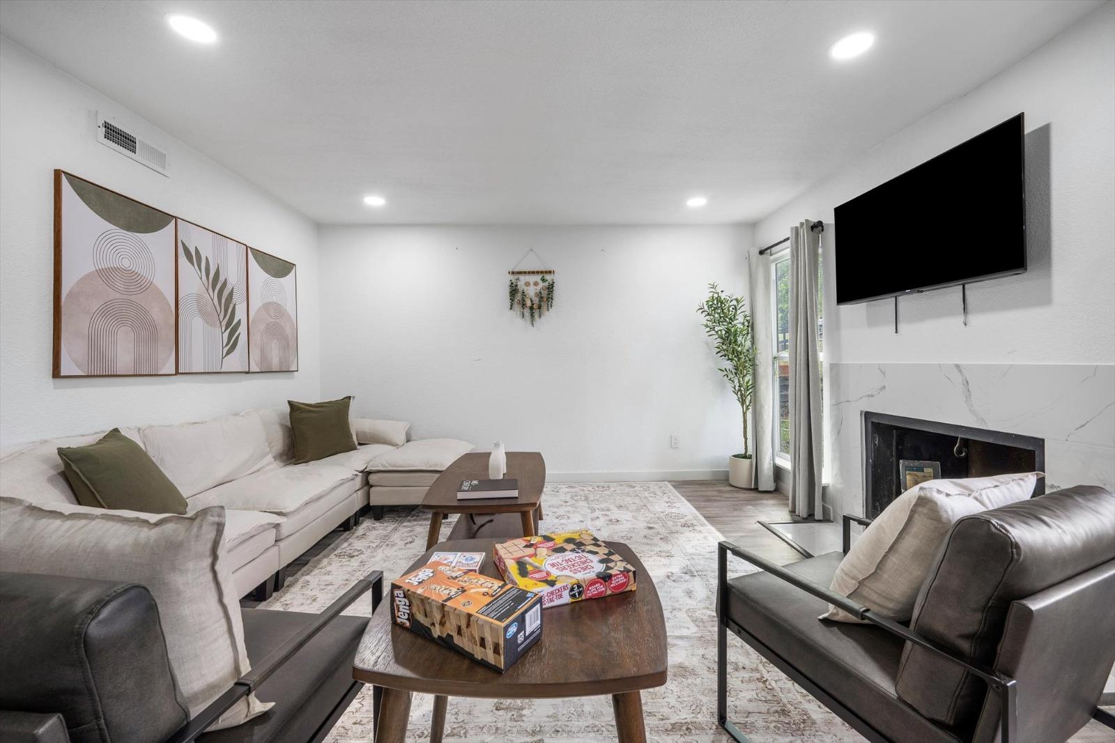 2nd image of 6413 Chimney Creek Cir #A1, Austin, TX 78723 | MLS# 7514481