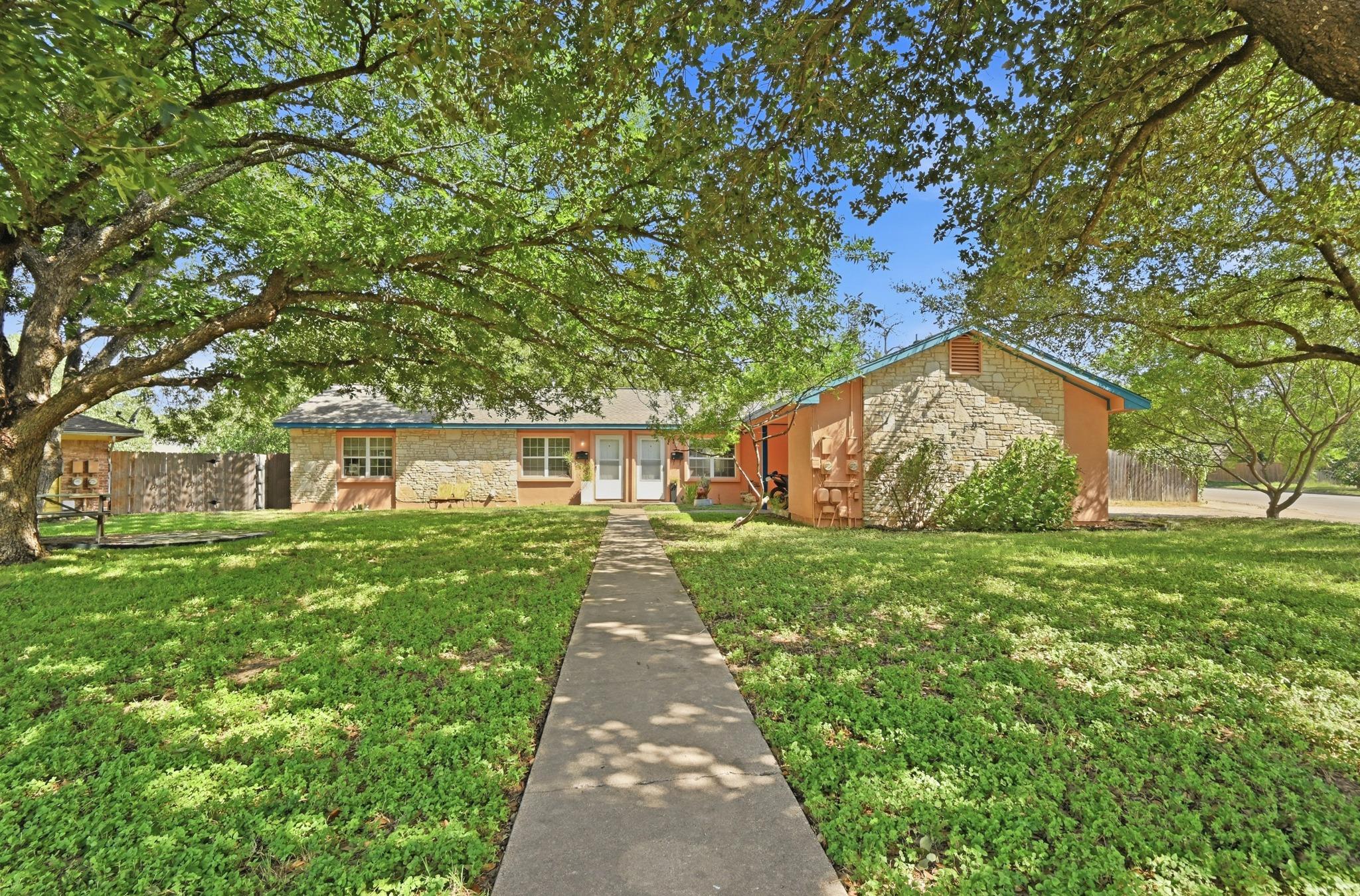2nd image of 4910 Suburban Dr, Austin, TX 78745 | MLS# 4012786