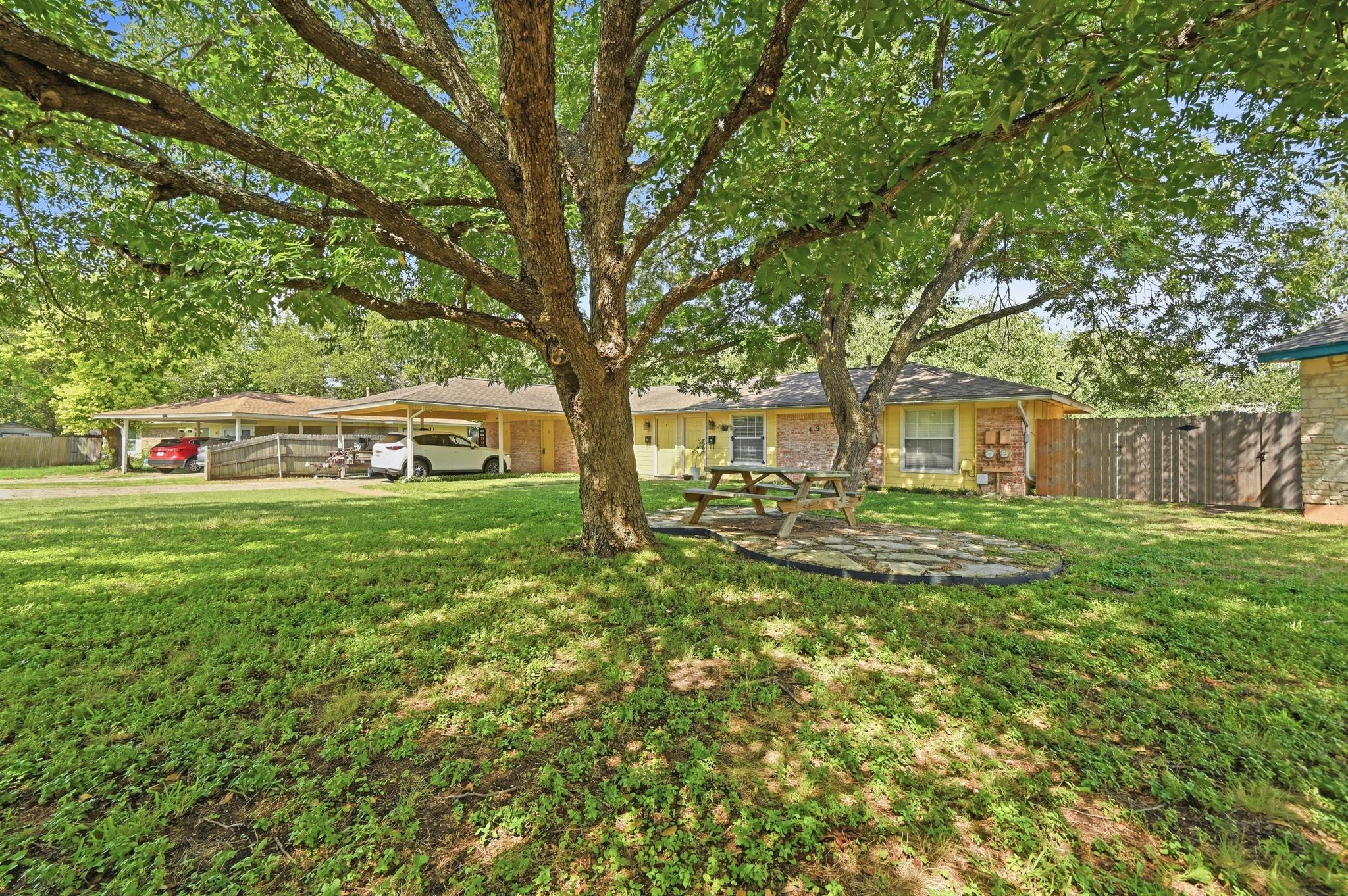 3rd image of 4912 Suburban Dr, Austin, TX 78745 | MLS# 9370124