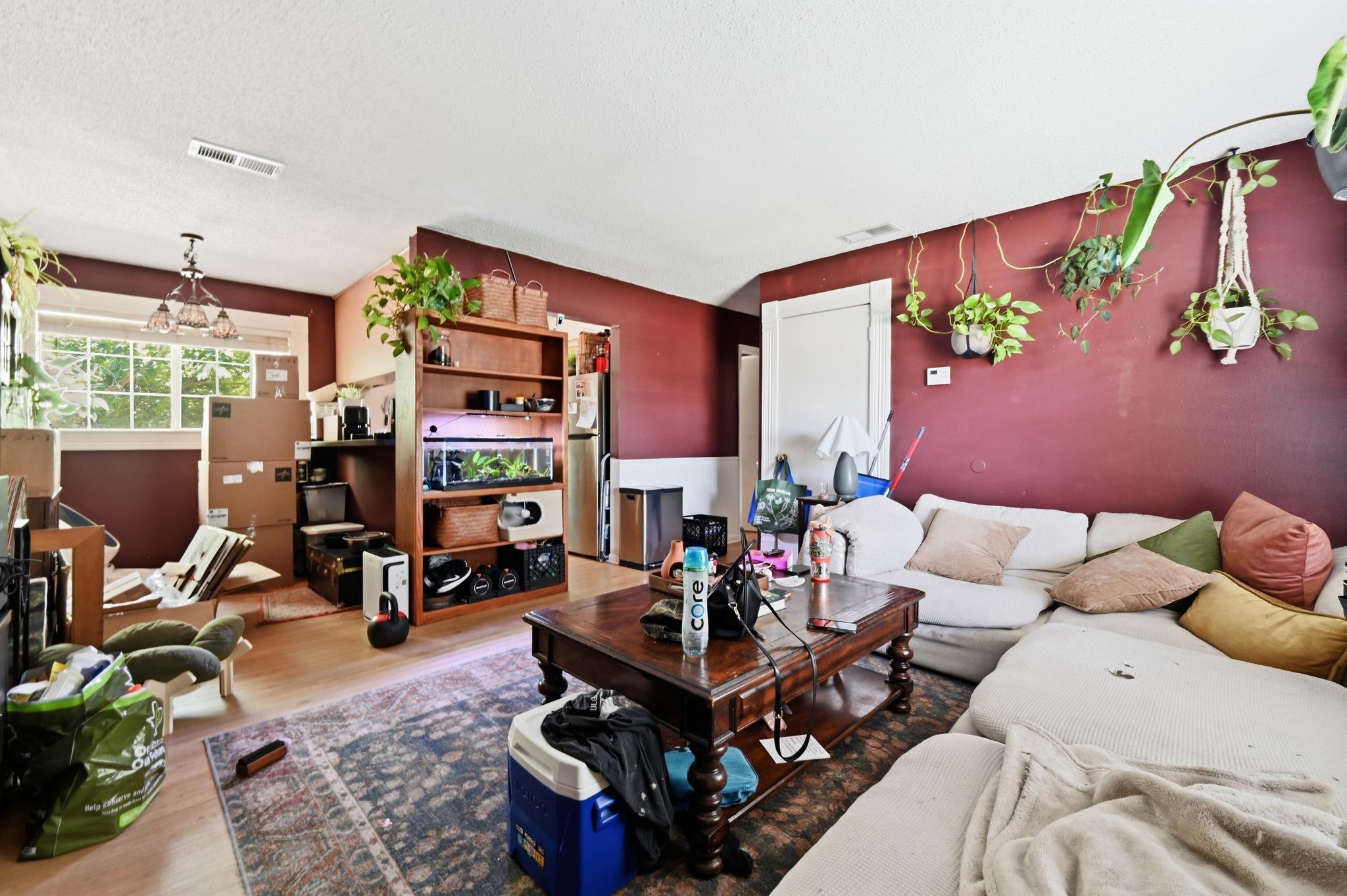 4th image of 4912 Suburban Dr, Austin, TX 78745 | MLS# 9370124