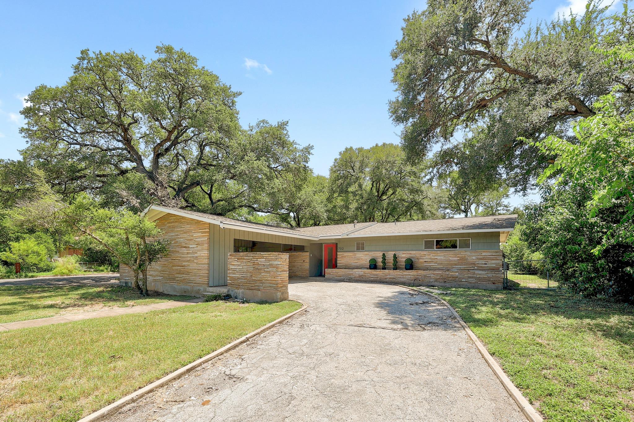 1st image of 702 Spofford St, Austin, TX 78704 | MLS# 6528581