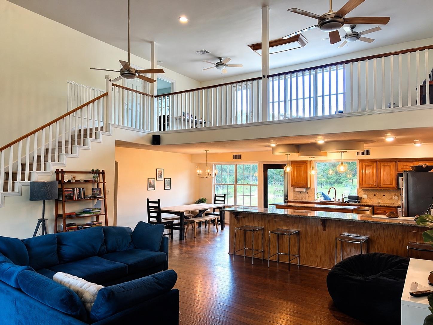 2nd image of 137 Wamel Wy, Cedar Creek, TX 78612 | MLS# 8107151