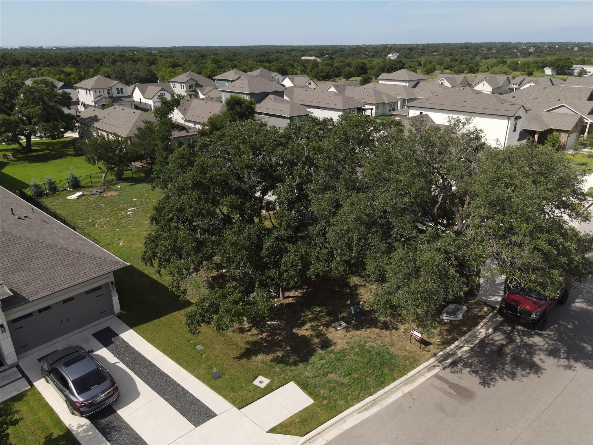 3rd image of 125 Monterey Oak Trl, Georgetown, TX 78628 | MLS# 4957339