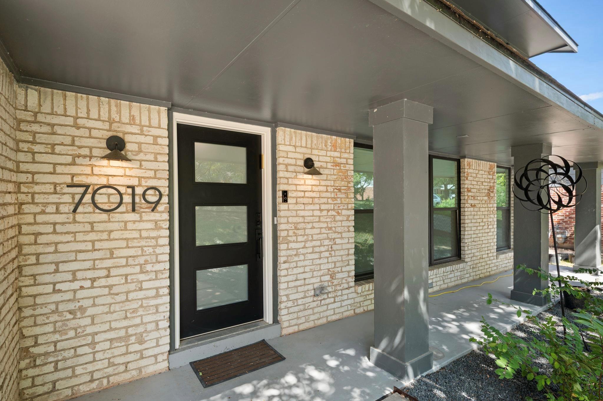 3rd image of 7019 Creighton Ln, Austin, TX 78723 | MLS# 2441544