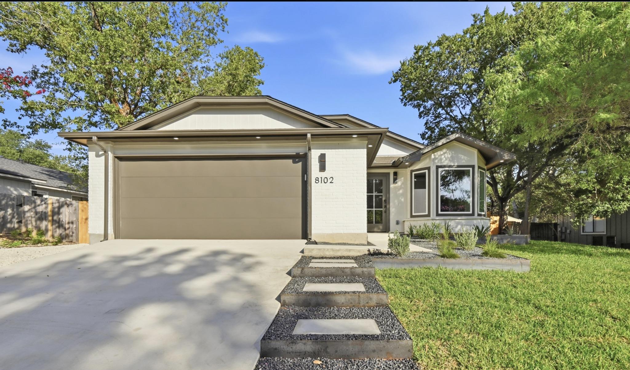 3rd image of 8102 Fort Sumter Rd, Austin, TX 78745 | MLS# 5030135