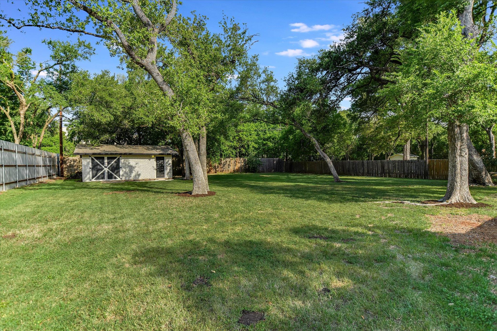 39th image of 11806 Arabian Trl, Austin, TX 78759 | MLS# 8304187