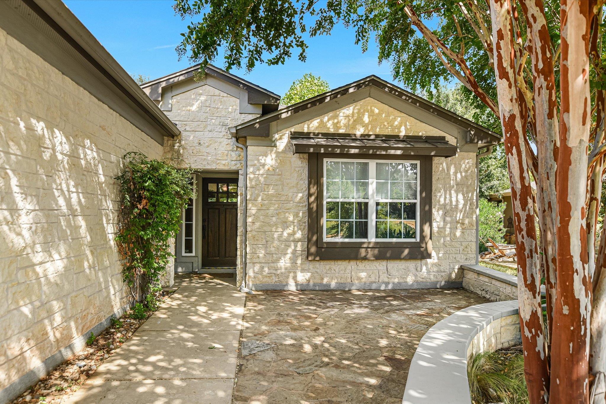 image of 516 Independence Creek Ln, Georgetown, TX 78633 | MLS# 7416229
