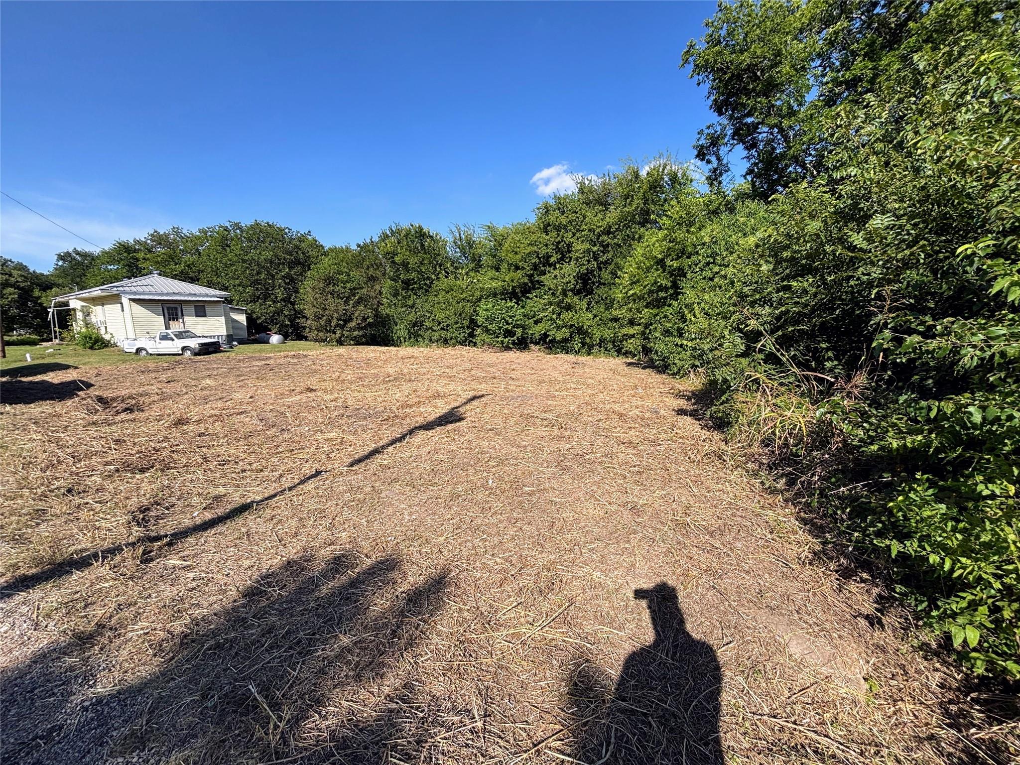 2nd image of 318 N Front St, Holland, TX 76534 | MLS# 4554536