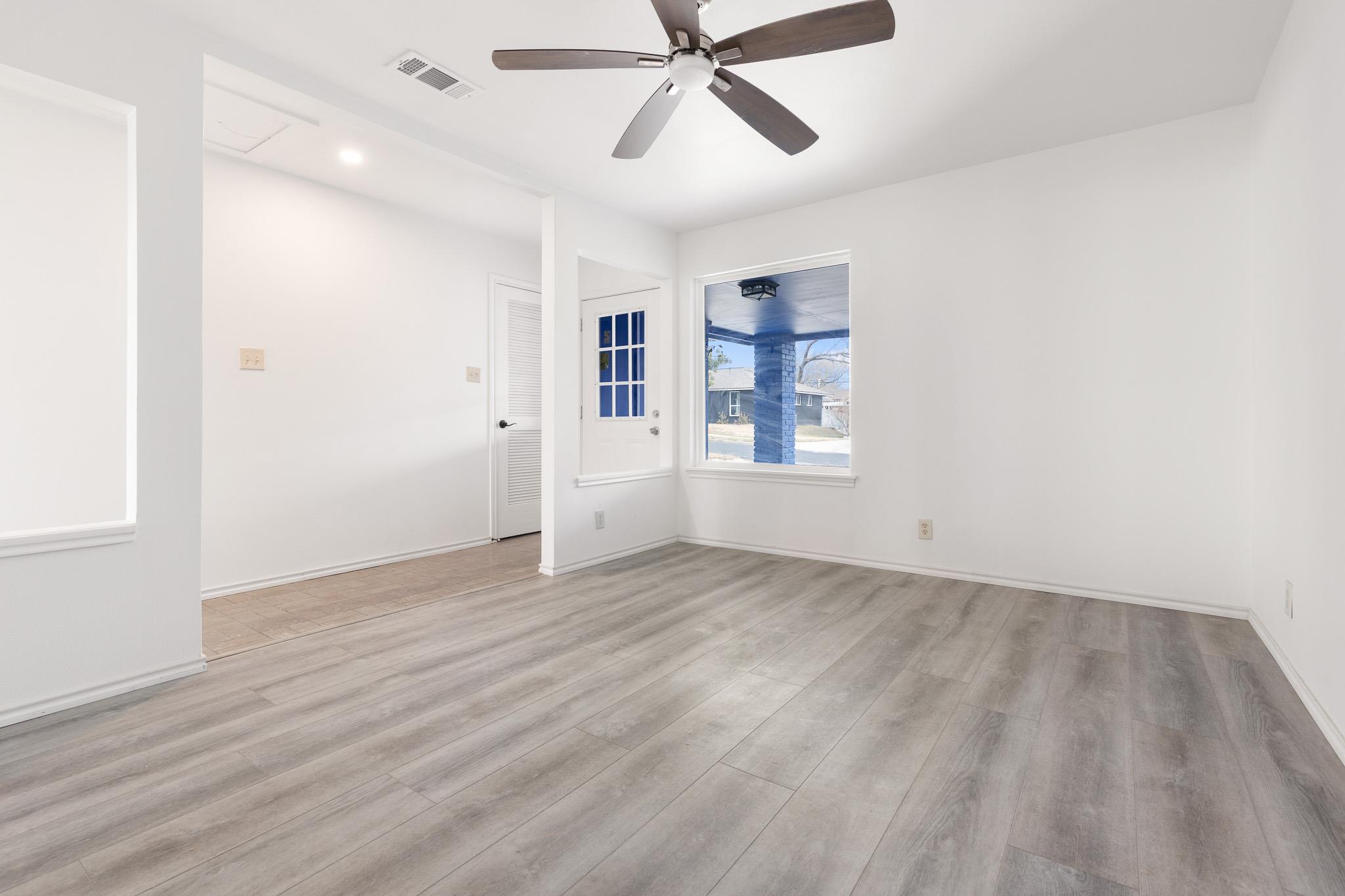 4th image of 4806 Carsonhill Dr, Austin, TX 78723 | MLS# 2297484