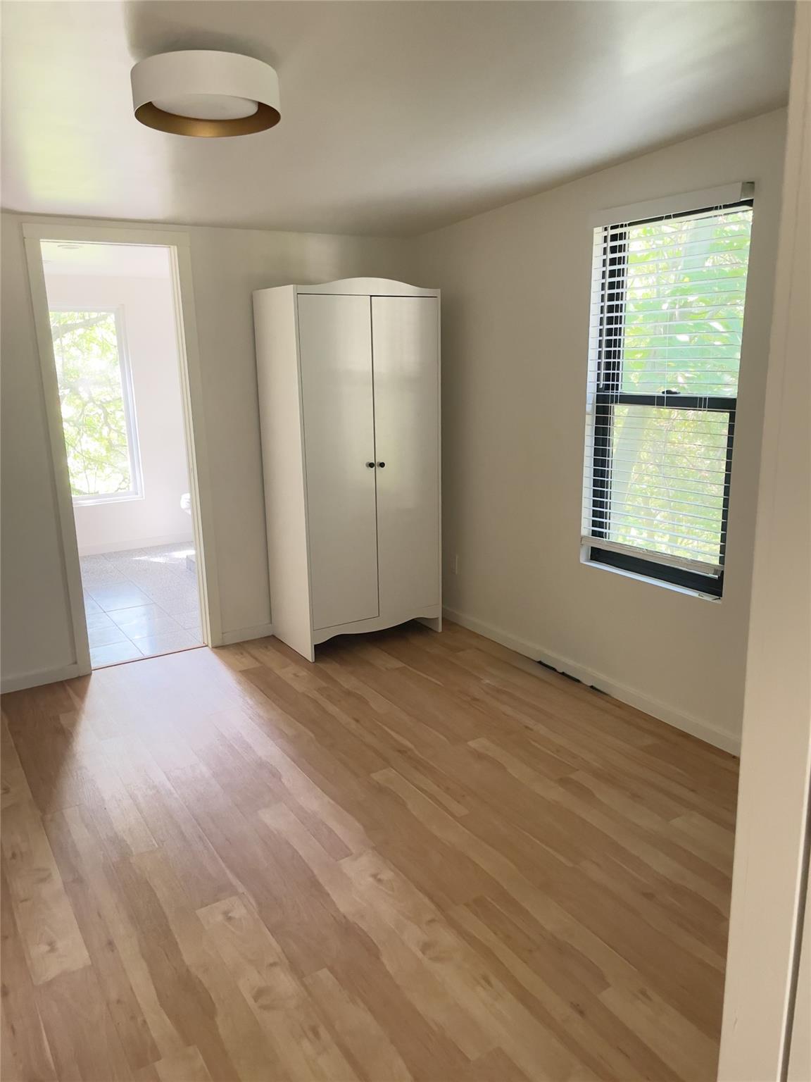 5th image of 5921 Ponca St, Austin, TX 78741 | MLS# 9745405