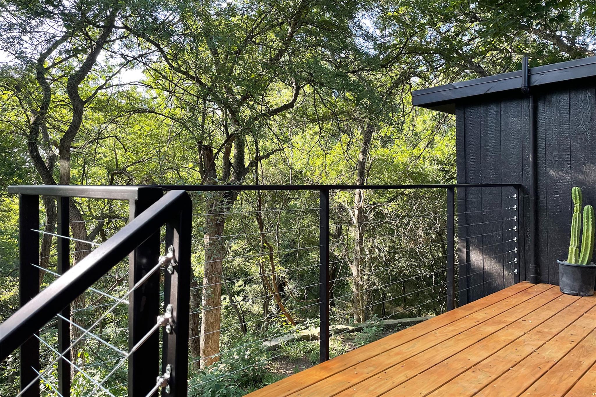10th image of 5921 Ponca St, Austin, TX 78741 | MLS# 9745405