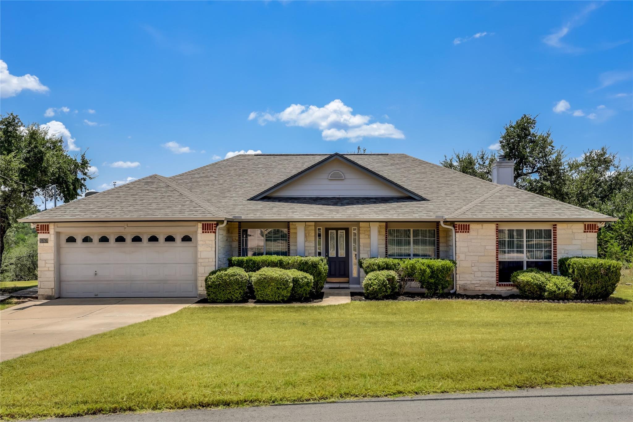 1st image of 7312 White Oak Dr, Lago Vista, TX 78645 | MLS# 2601754