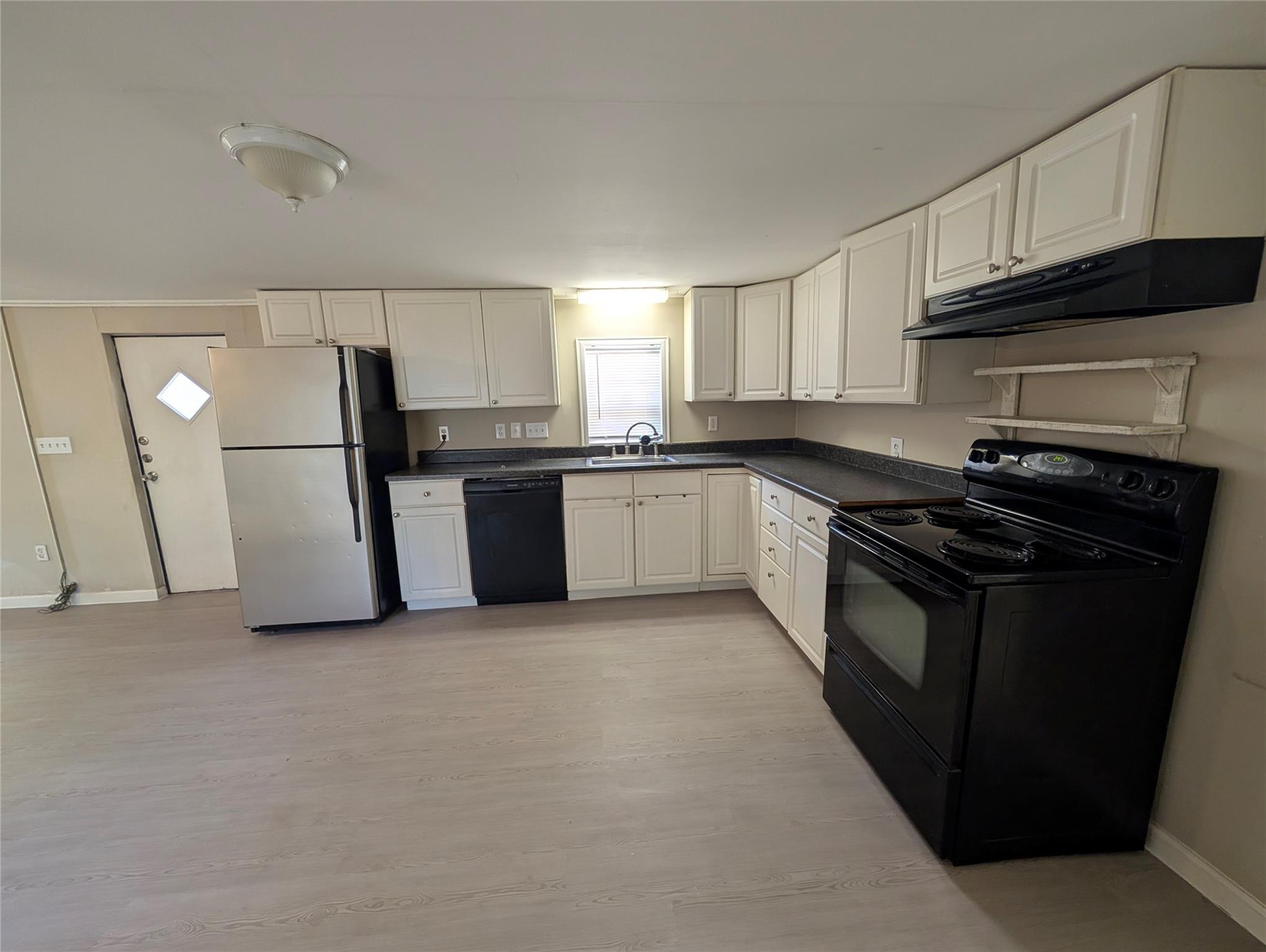 5th image of 21403 Choctaw Cv, Lago Vista, TX 78645 | MLS# 1097290
