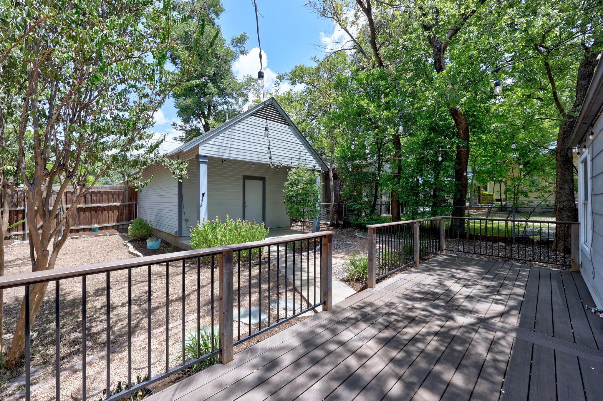 3rd image of 708 Keasbey St, Austin, TX 78751 | MLS# 6125418