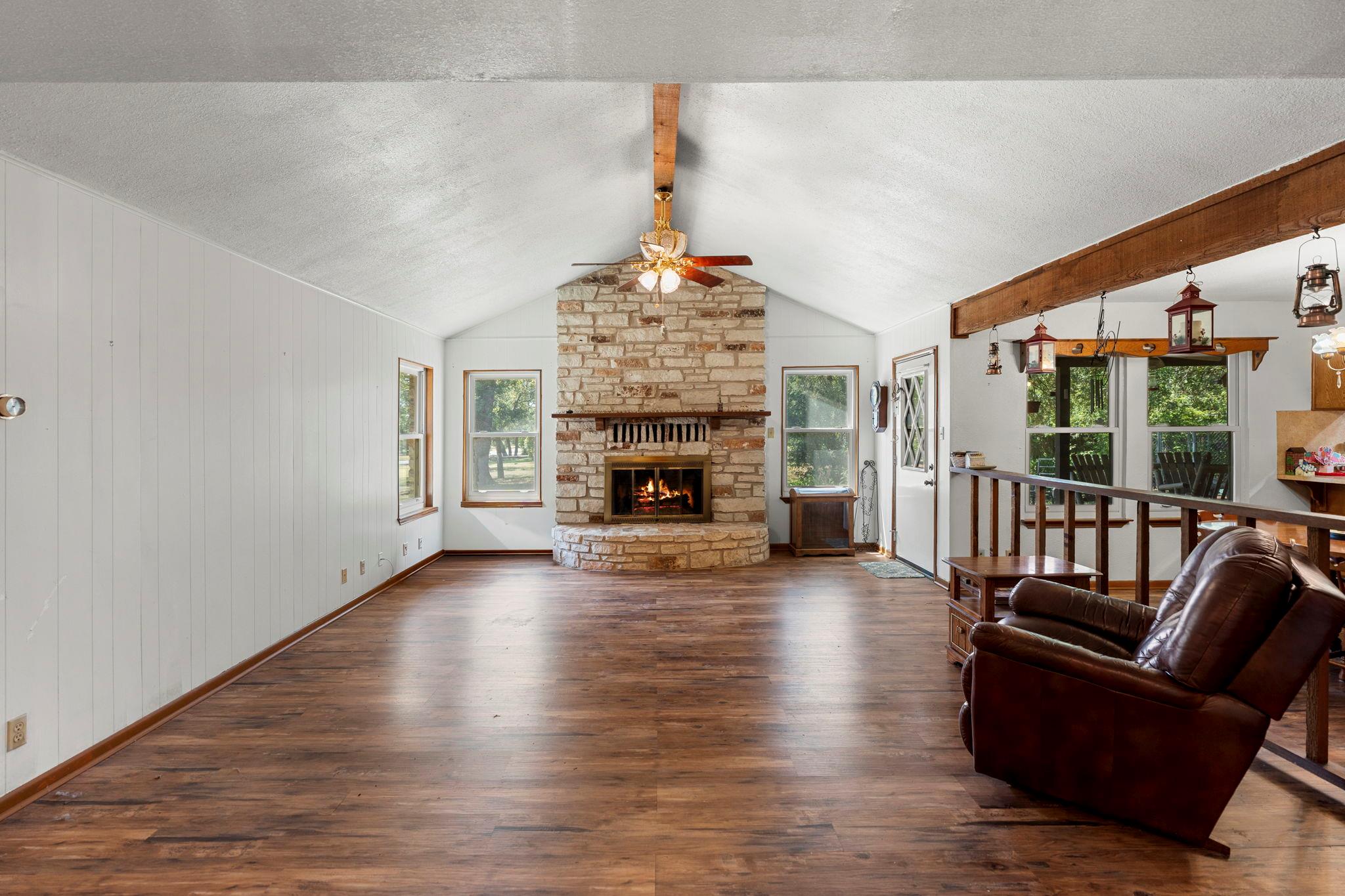 2nd image of 315 Caracara Dr, Buda, TX 78610 | MLS# 7303092