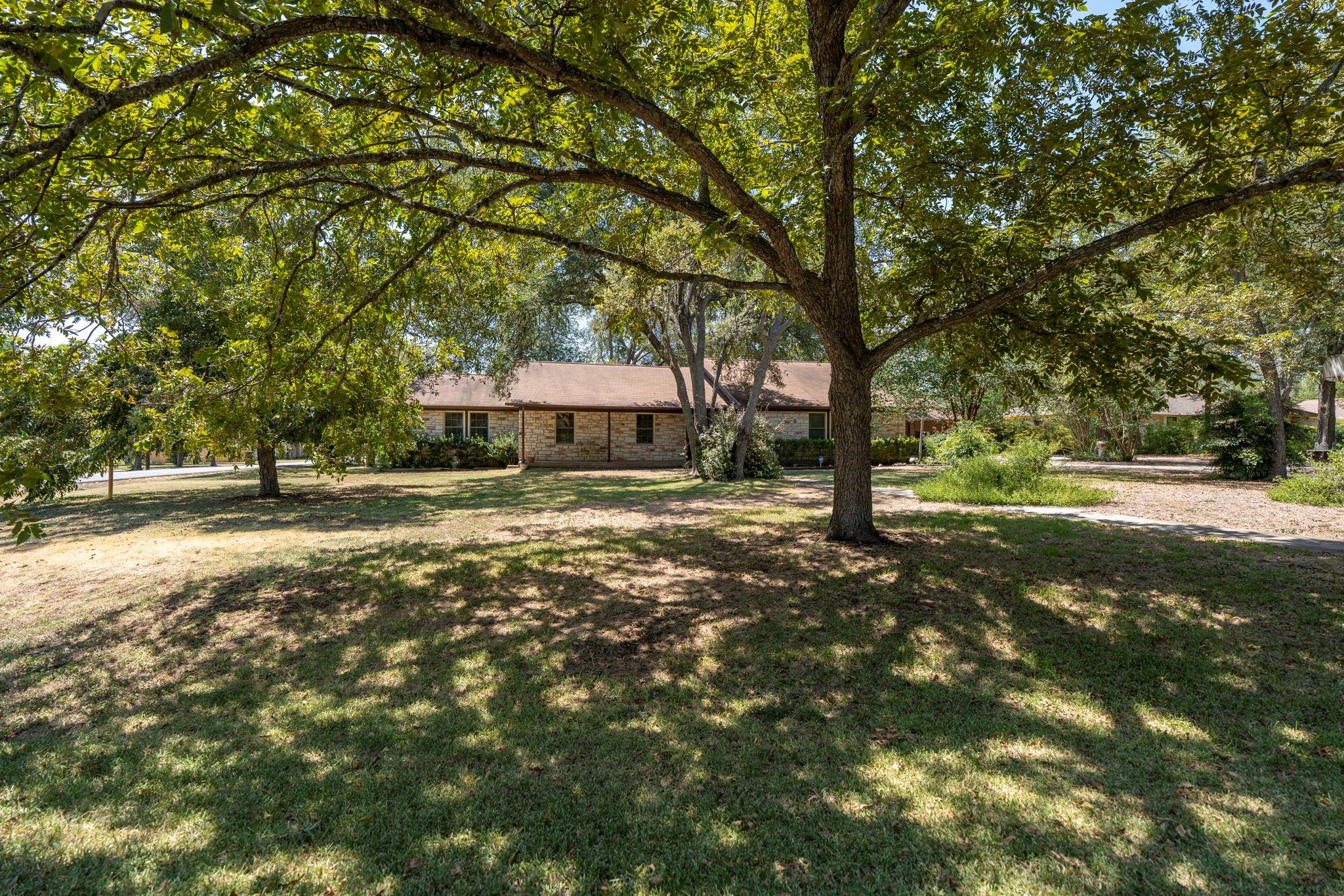 1st image of 315 Caracara Dr, Buda, TX 78610 | MLS# 7303092