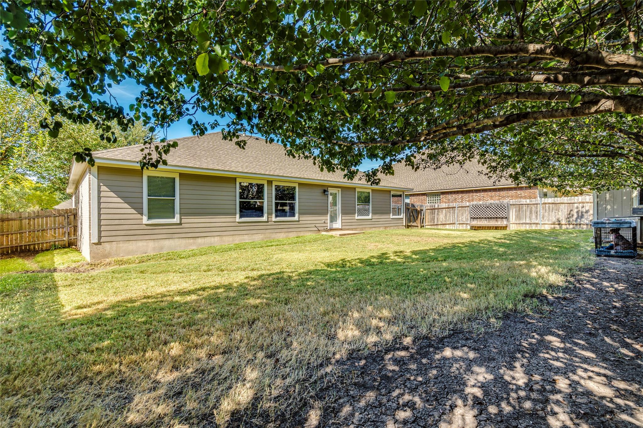 36th image of 812 Dover Castle Ln, Pflugerville, TX 78660 | MLS# 1052535