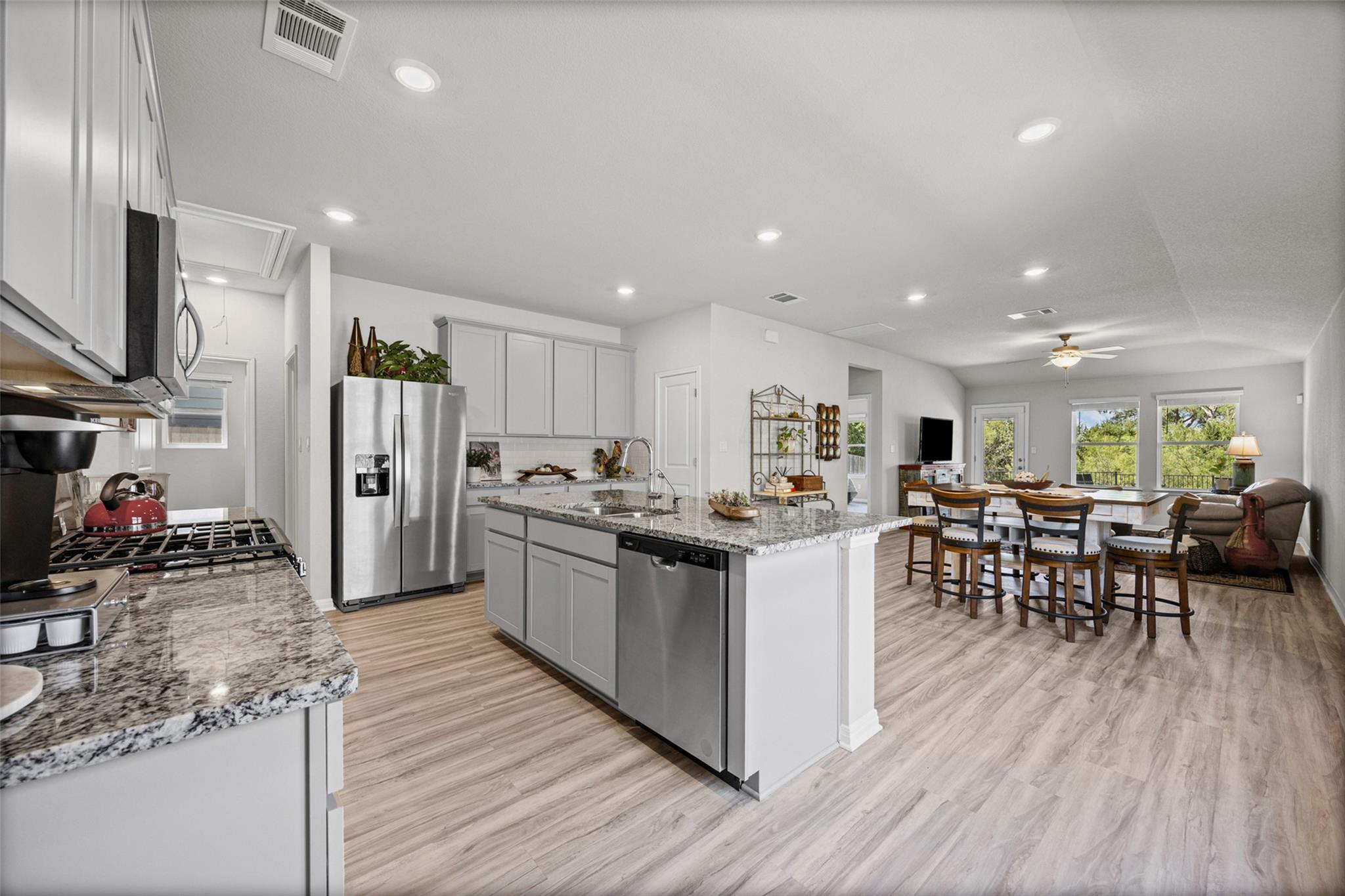 2nd image of 416 View Dr, Georgetown, TX 78628 | MLS# 6301539