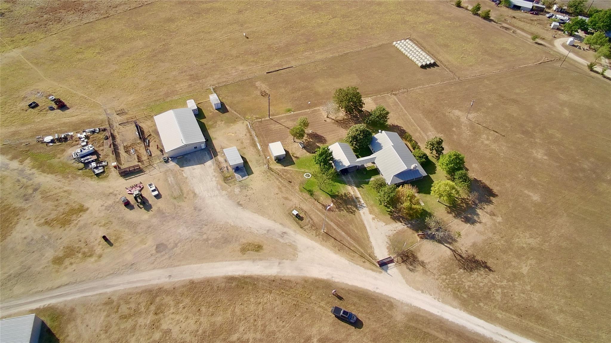 5th image of 1351 Cr 320, Granger, TX 76530 | MLS# 6383104