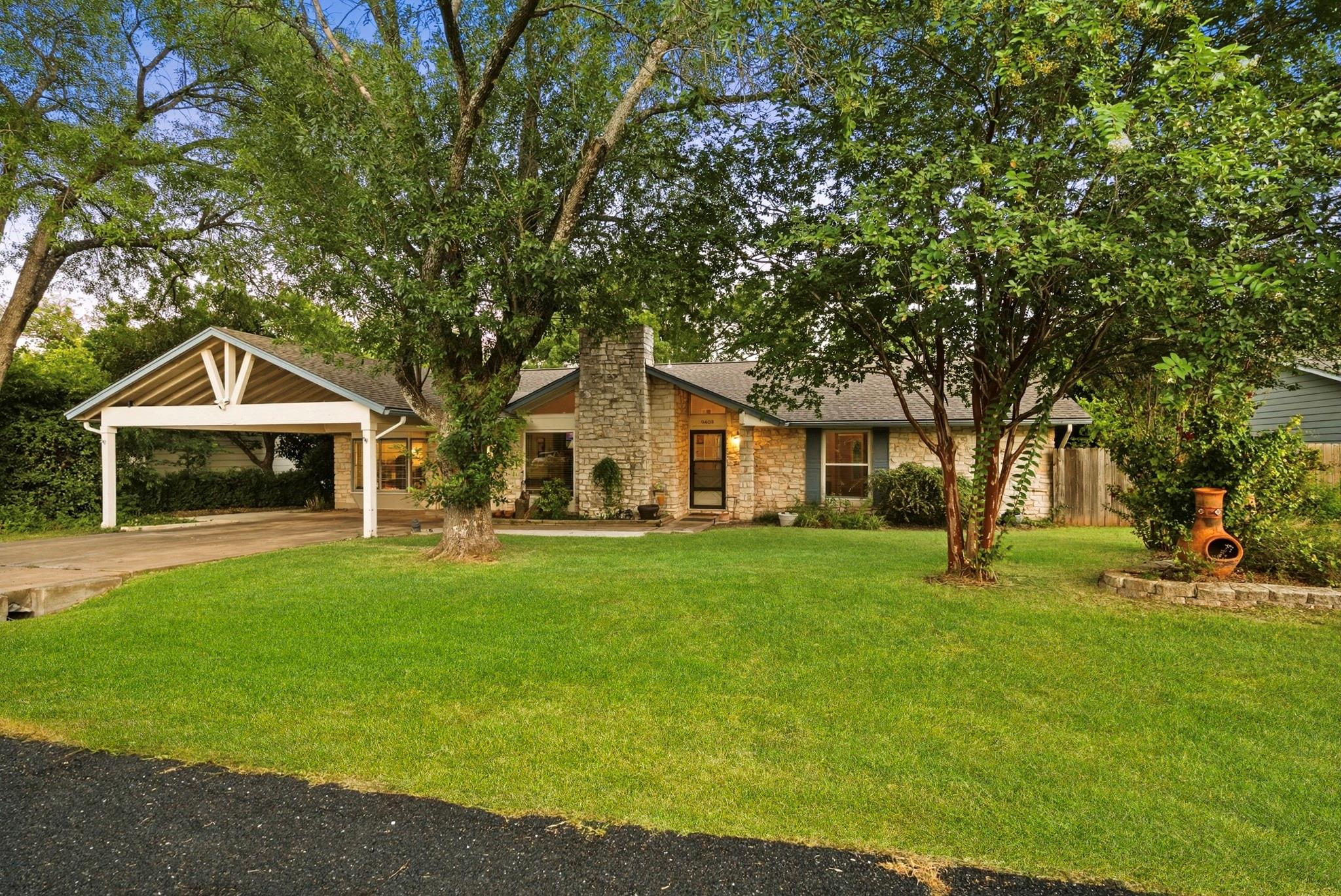 2nd image of 9409 Braeburn Gln, Austin, TX 78729 | MLS# 1399628
