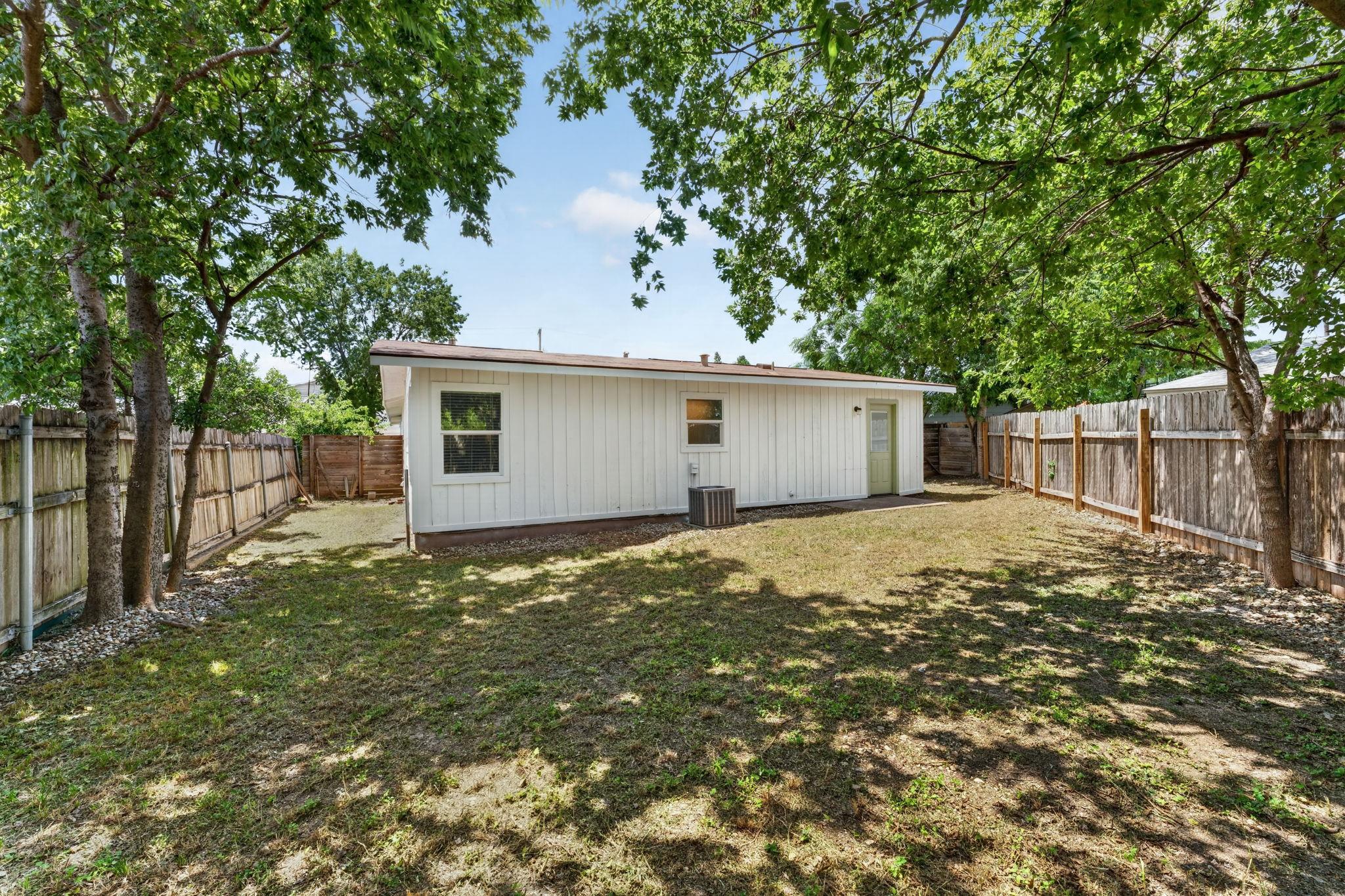 40th image of 7711 Watson St, Austin, TX 78757 | MLS# 1611334