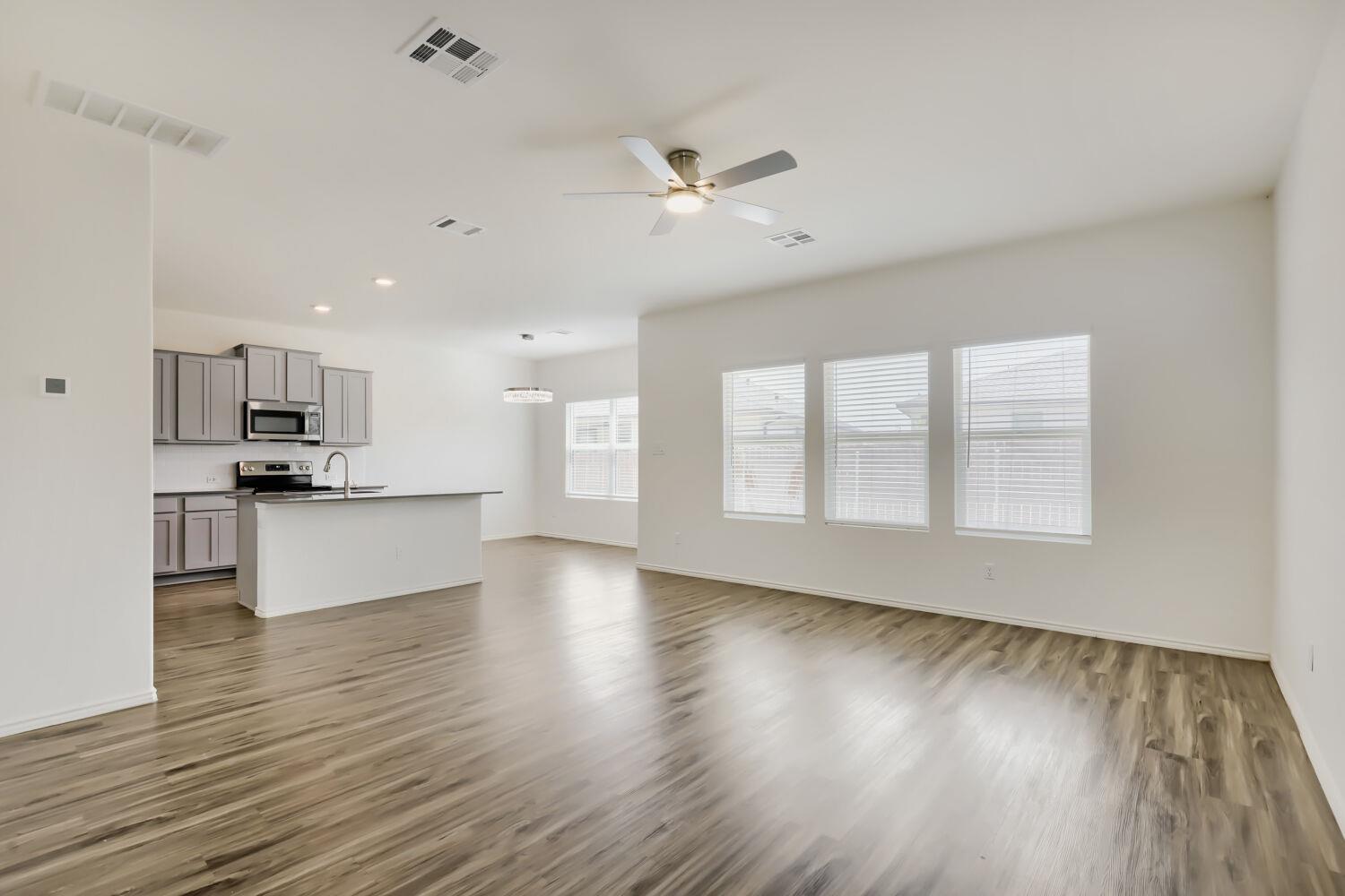 3rd image of 125 Guardian Angel Ct, Jarrell, TX 76537 | MLS# 1645037
