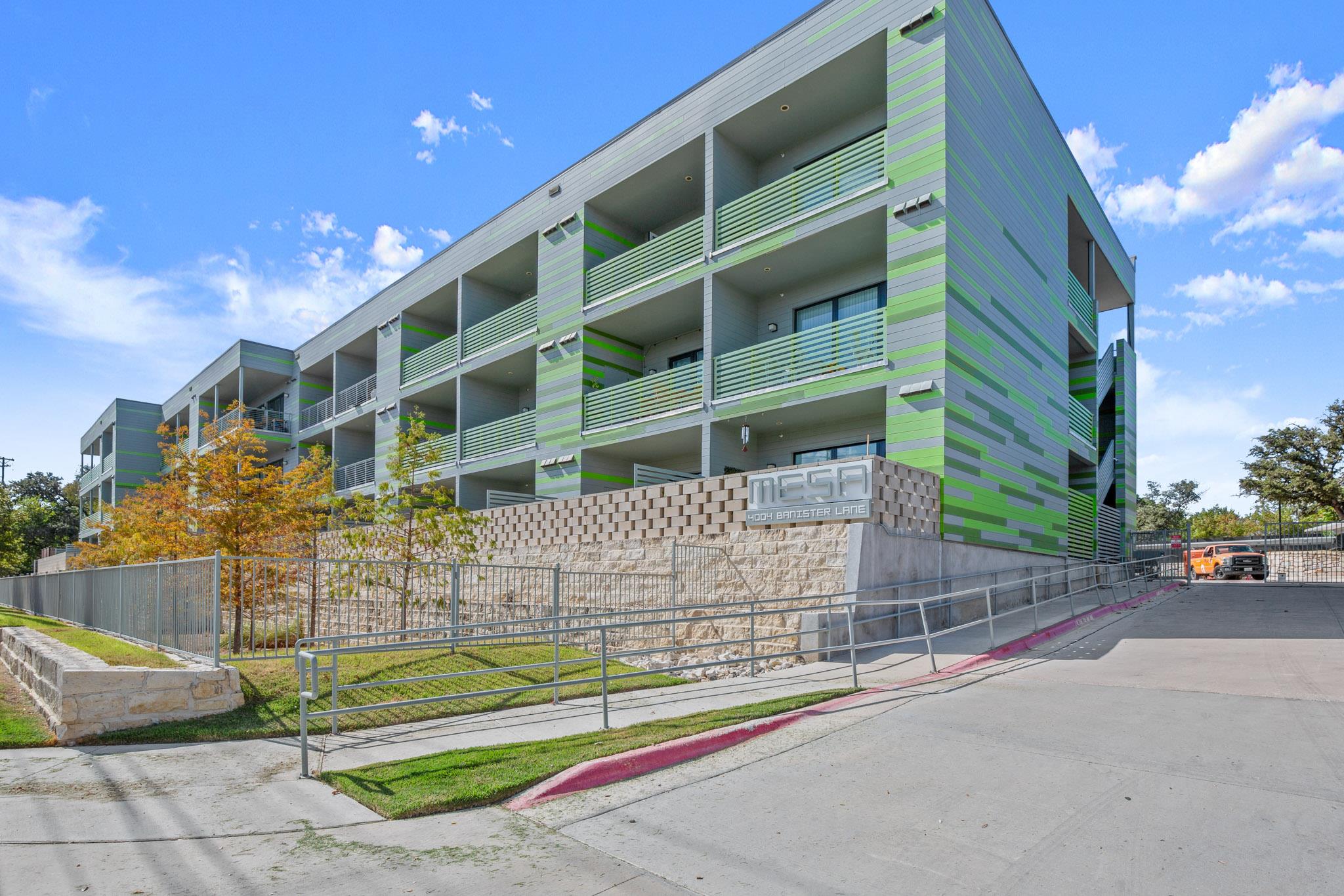 2nd image of 4004 Banister Ln, Austin, TX 78704
