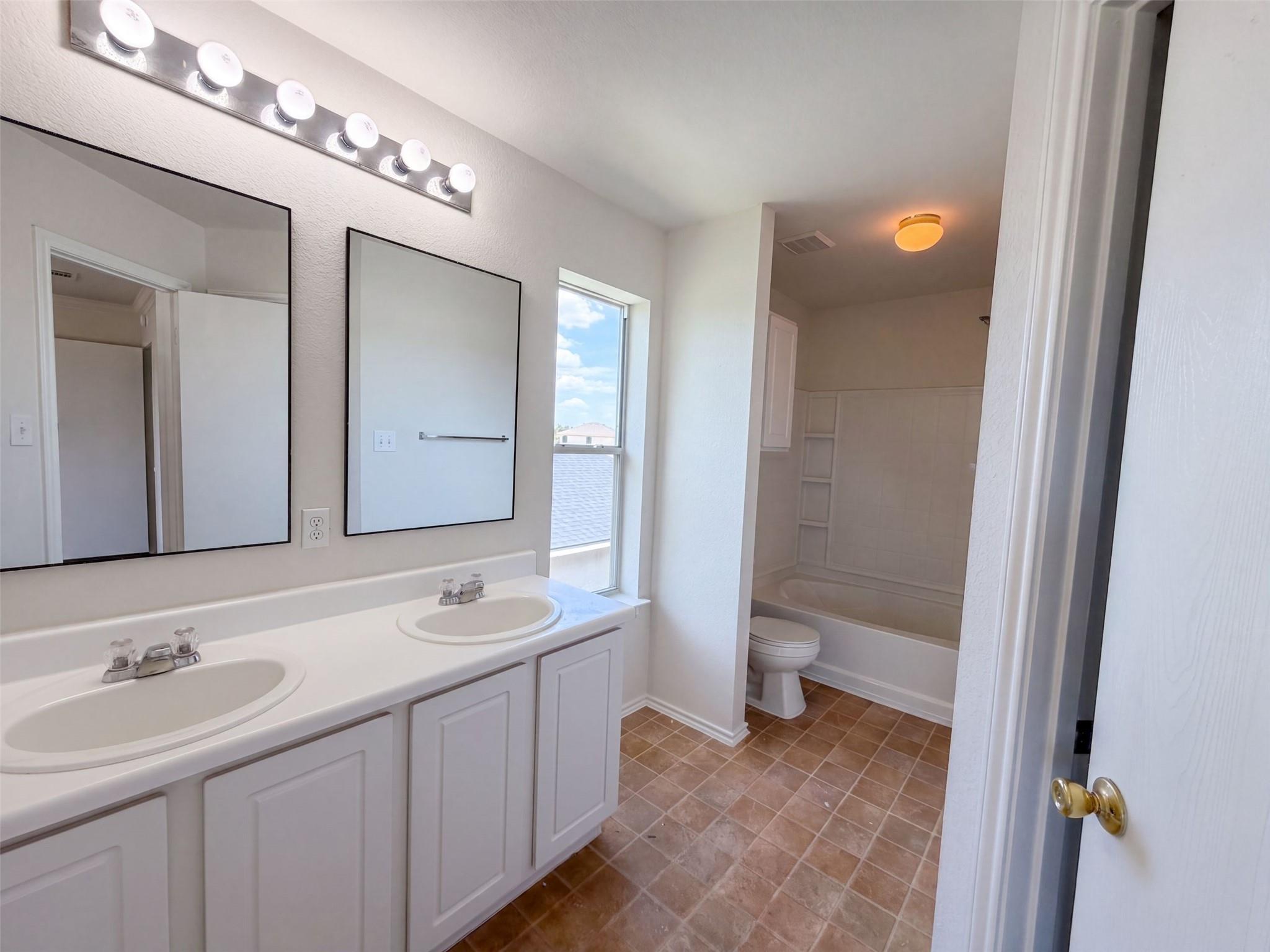 17th image of 101 Gillespie Ln, Elgin, TX 78621 | MLS# 7256166