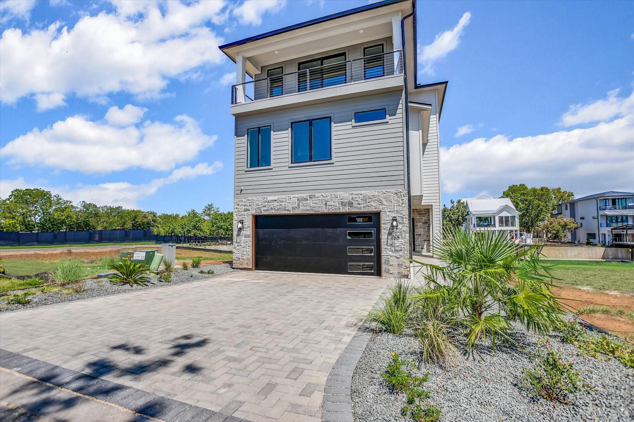 1st image of 420 Lake St, Kingsland, TX 78639 | MLS# 9460290