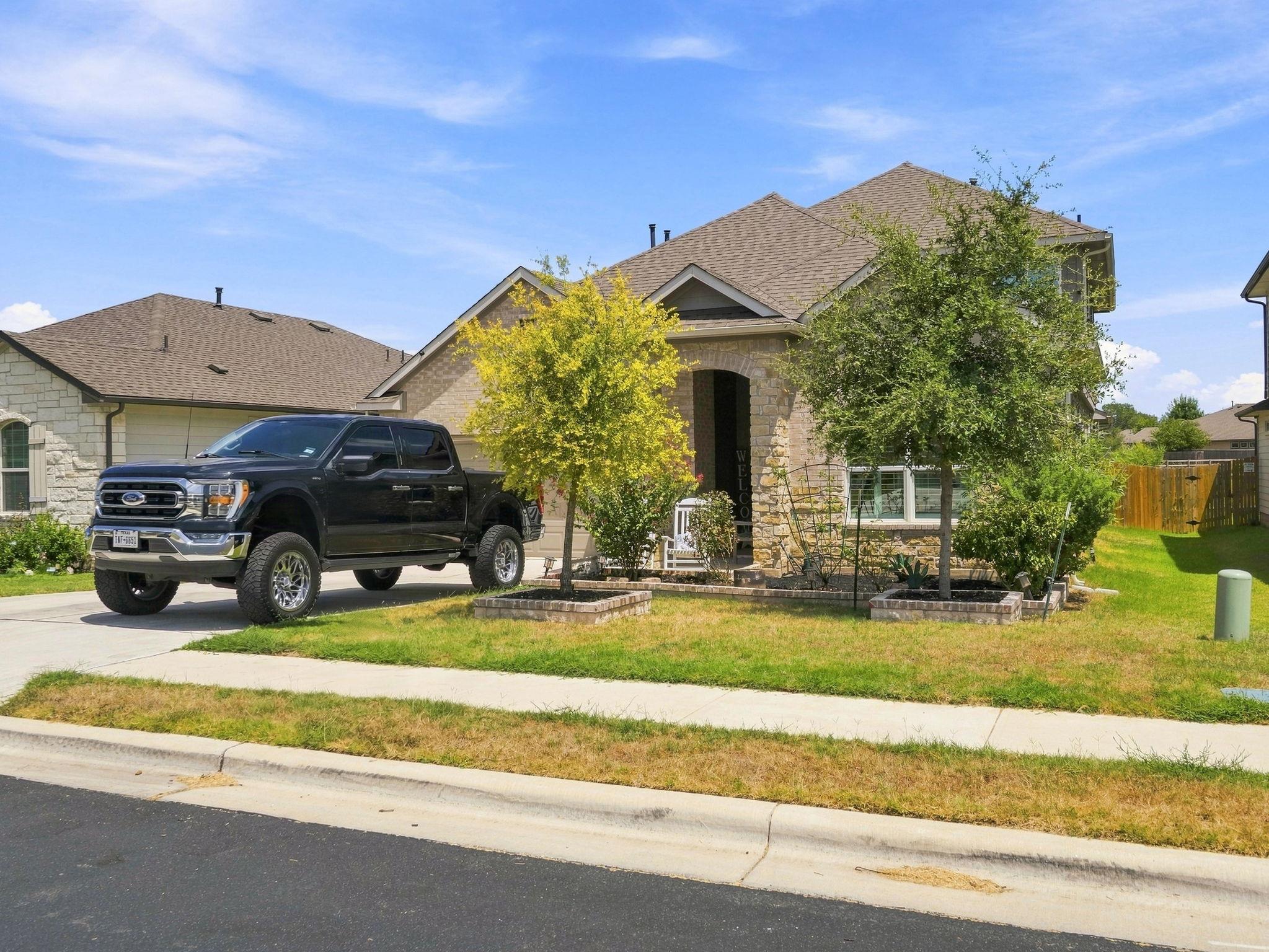 2nd image of 111 Rainmaker Cv, Bastrop, TX 78602 | MLS# 6985679