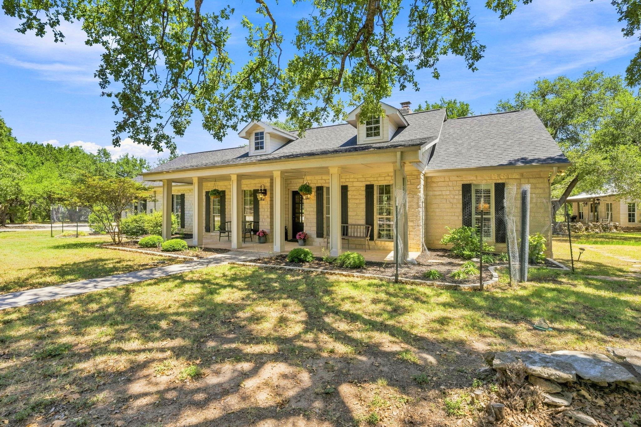 1st image of 262 E Ridgewood Rd, Georgetown, TX 78633 | MLS# 1817685