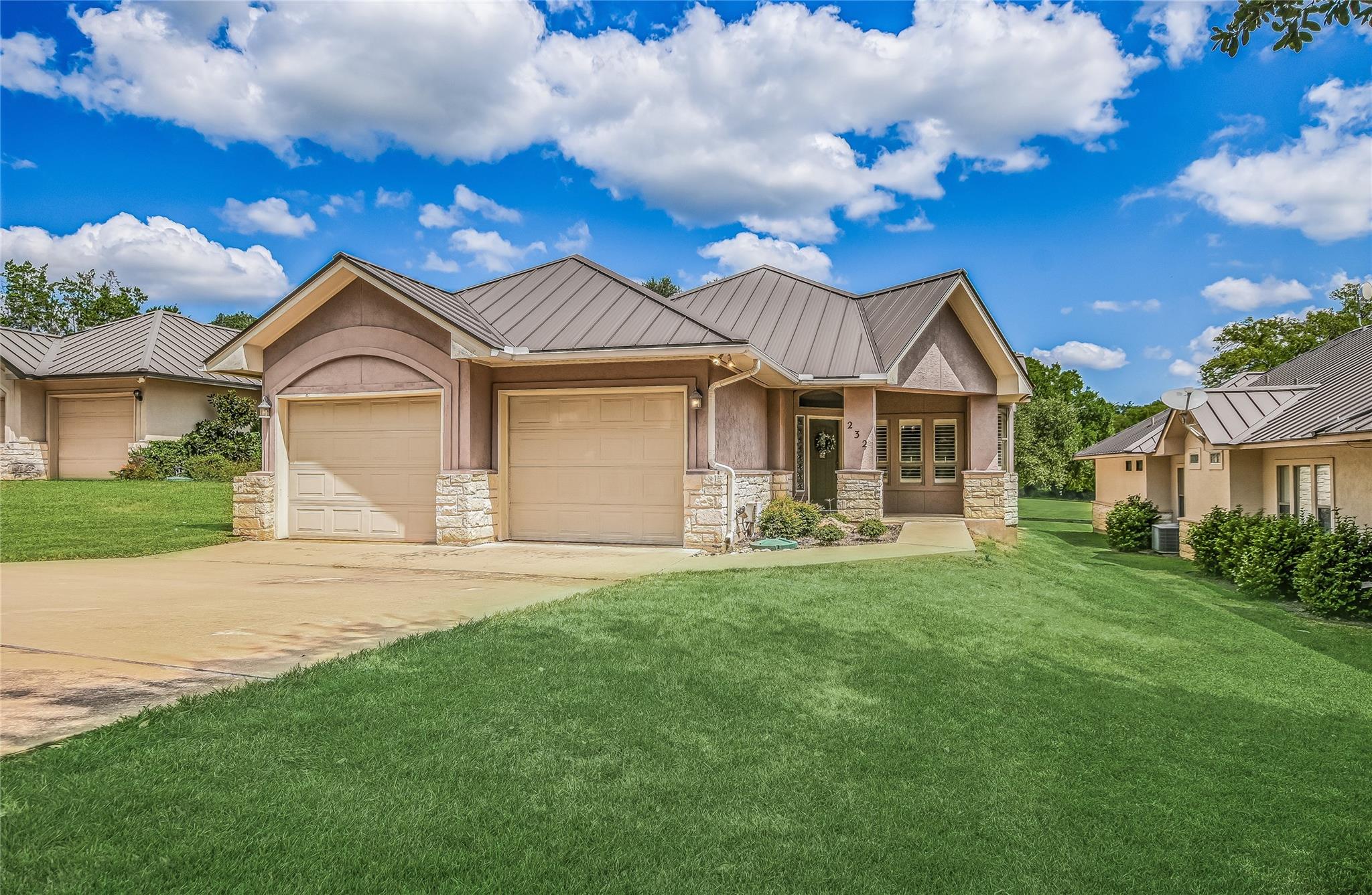 1st image of 232 Fault Line Dr, Horseshoe Bay, TX 78657 | MLS# 5056390