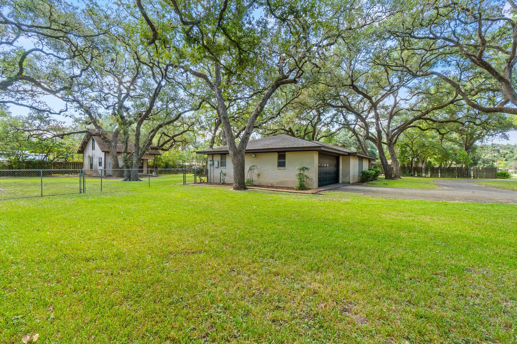 5th image of 113 Krupka St, Columbus, TX 78934 | MLS# 4548364