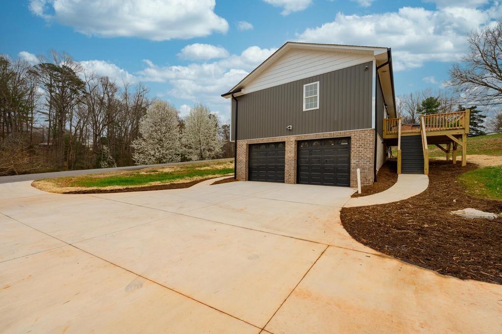 4th image of 2953 2Nd Street Ct Nw, Hickory, NC 28601 | MLS# 4006211