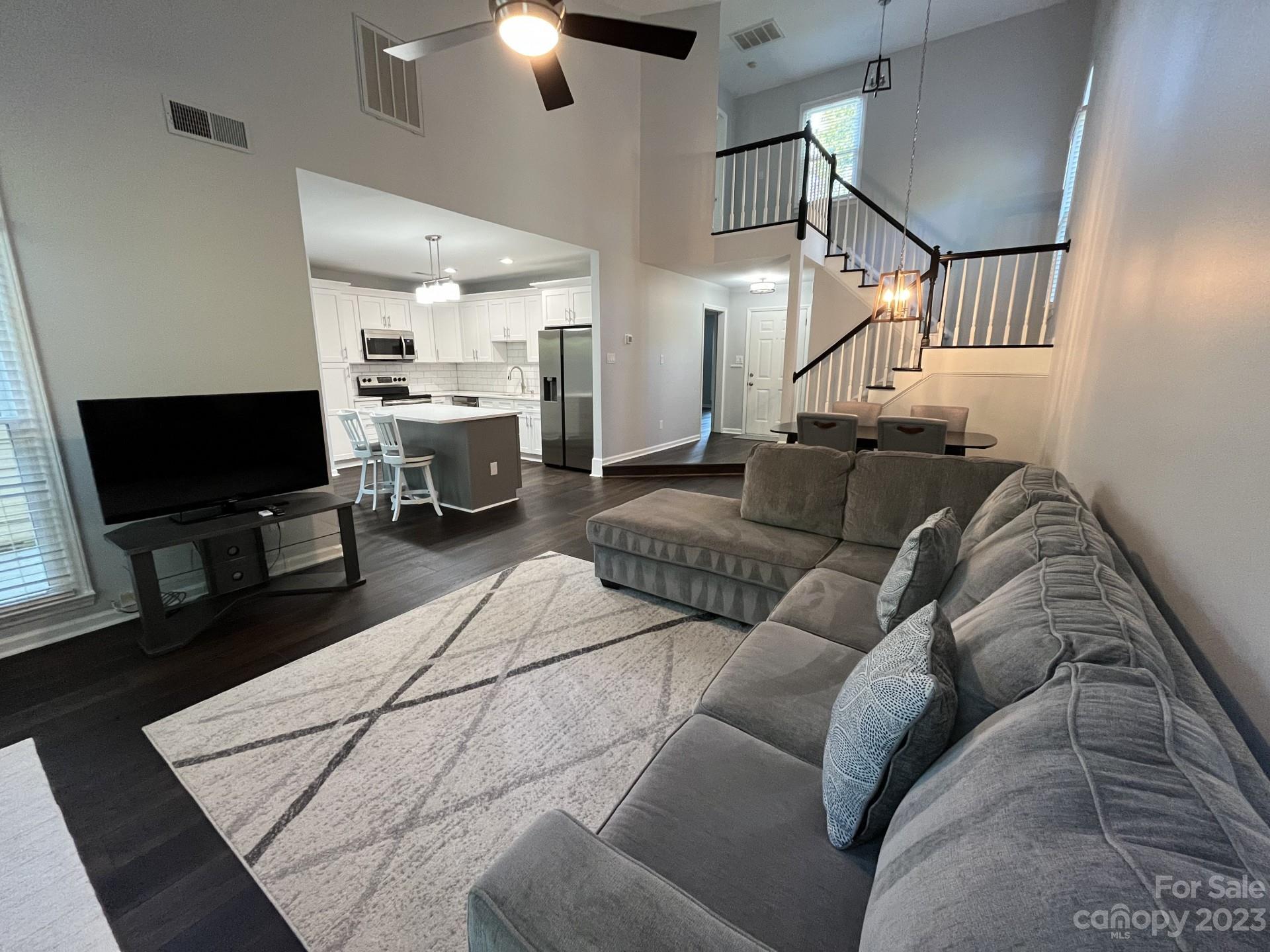 Homes for sale in Charlotte, NC | 9108 Kings Canyon Dr, Charlotte, NC 28210 | MLS# 4019211