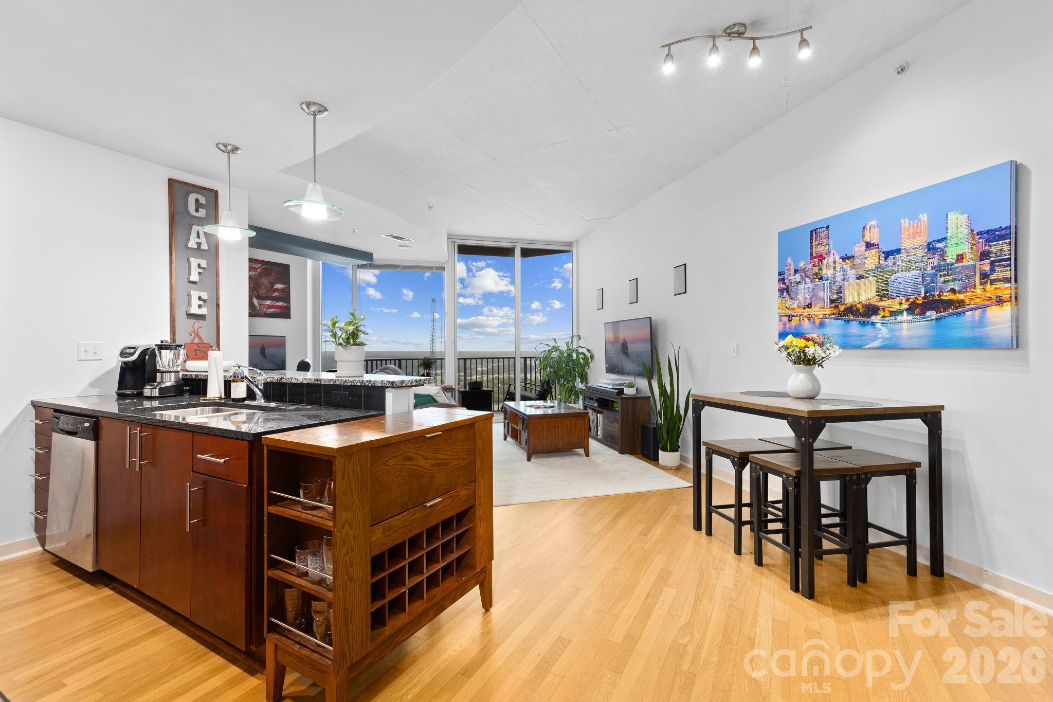 5th image of 210 N Church St #2513, Charlotte, NC 28202 | MLS# 4172260
