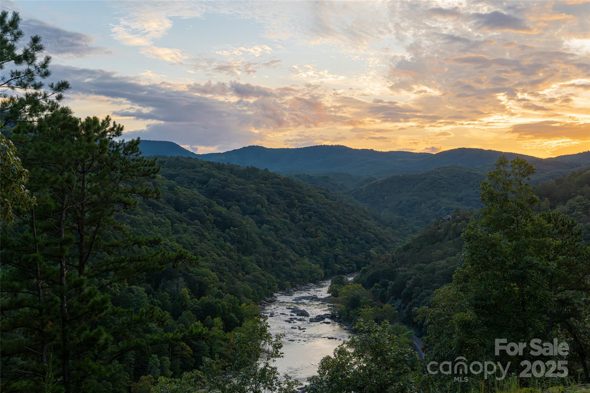 Homes for sale in Marshall, NC | 112 Moon Shadow Ln, Marshall, NC 28753 | MLS# 4177363