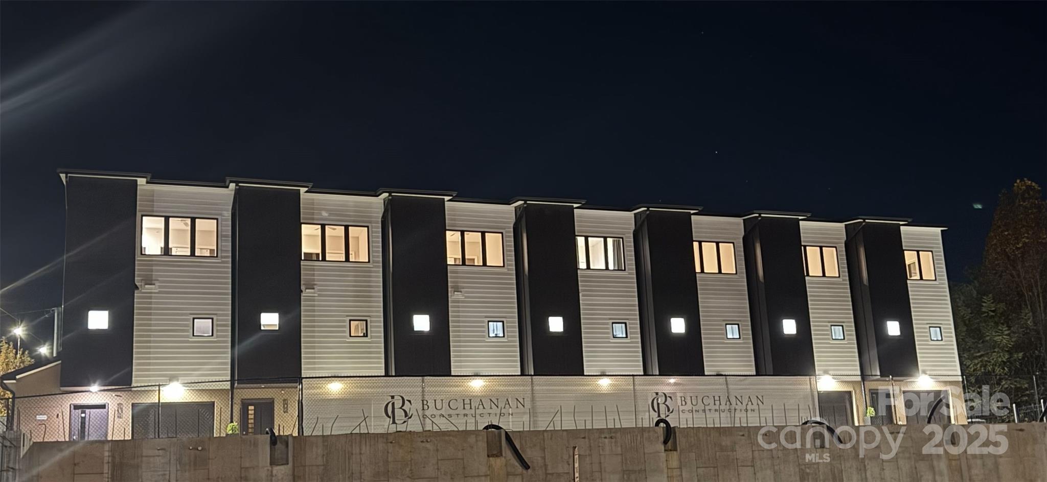 Homes for sale in Asheville, NC | 3 Lee Garden Ln #204, Asheville, NC 28801 | MLS# 4182825