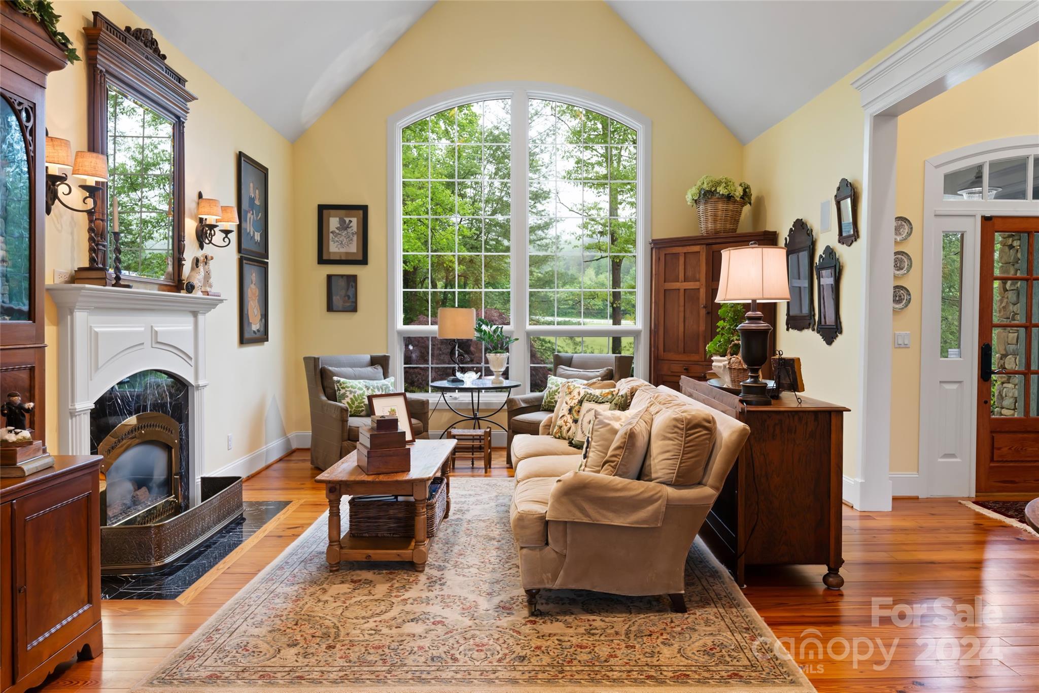 Homes for sale in Hendersonville, NC | 297 Crab Creek Rd, Hendersonville, NC 28739 | MLS# 4184084