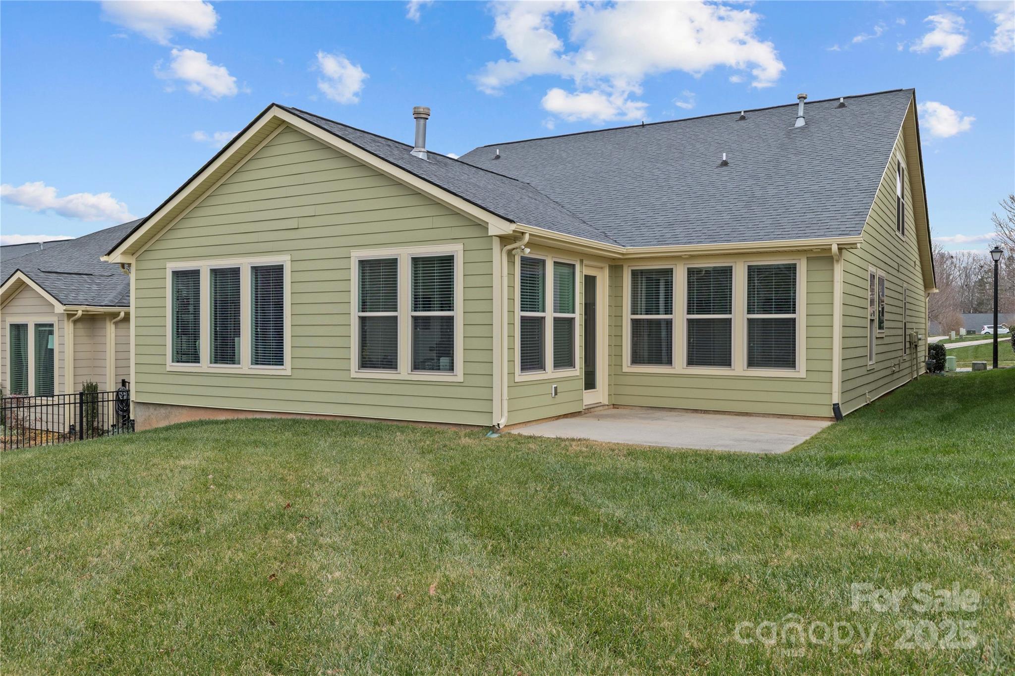 Homes for sale in Mooresville, NC | 129 Johnson Manor St, Mooresville, NC 28115 | MLS# 4197024