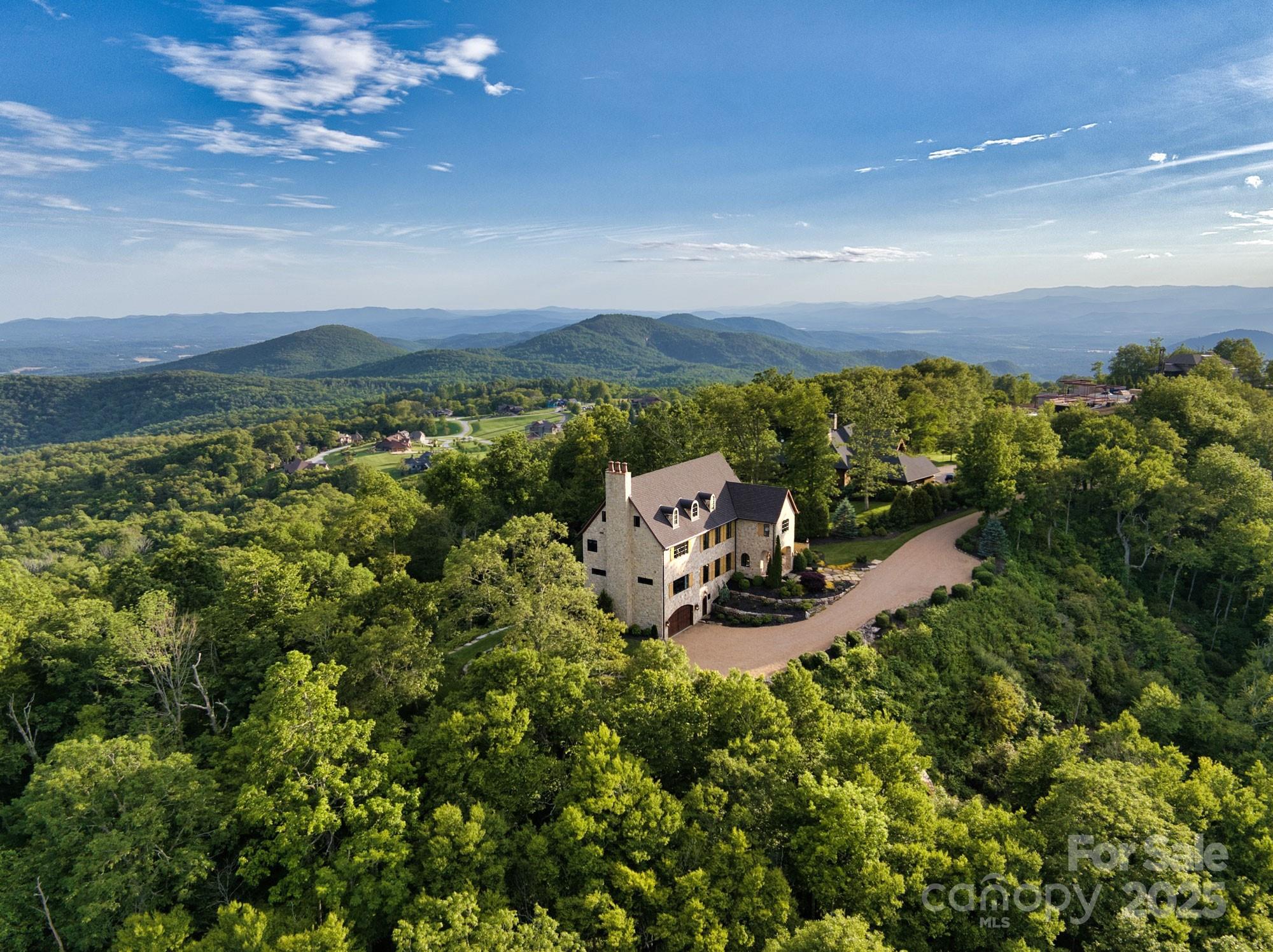 Homes for sale in Hendersonville, NC | 278 Snow Ridge Dr, Hendersonville, NC 28792 | MLS# 4221130